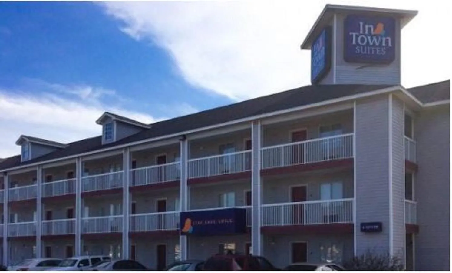Property building in InTown Suites Extended Stay Houston TX - West