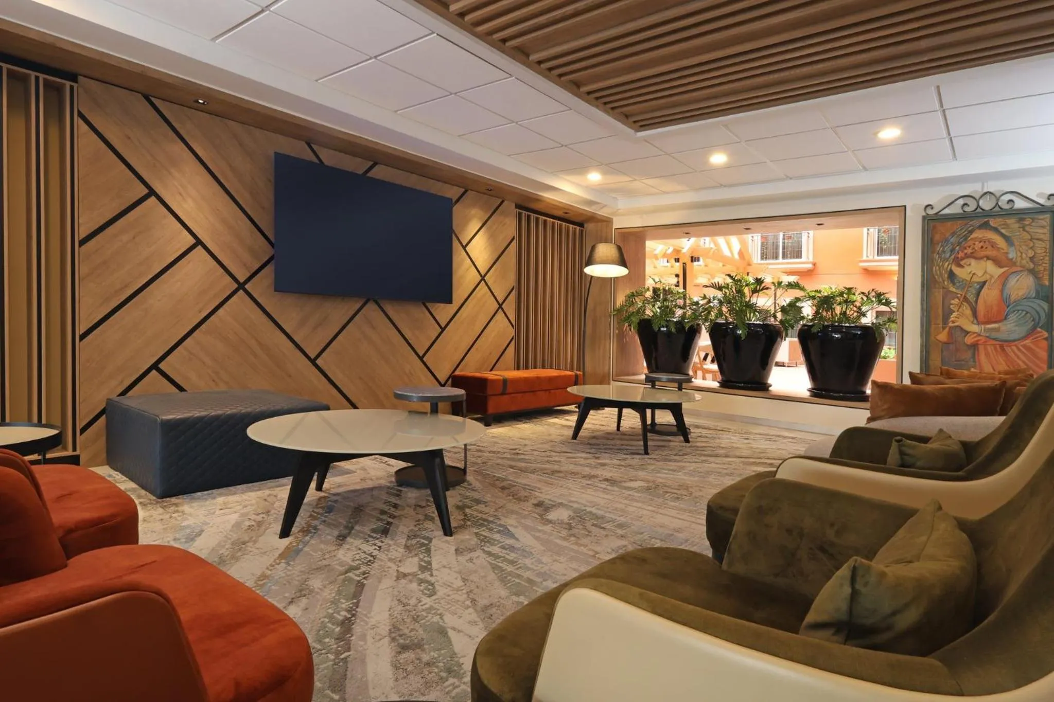 Property building in Holiday Inn Express Monterrey Galerias-San Jeronimo by IHG