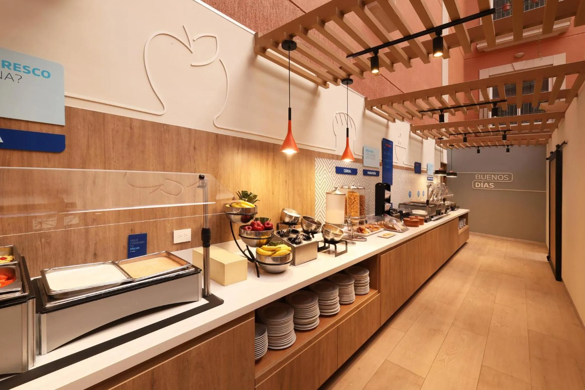 Breakfast in Holiday Inn Express Monterrey Galerias-San Jeronimo by IHG