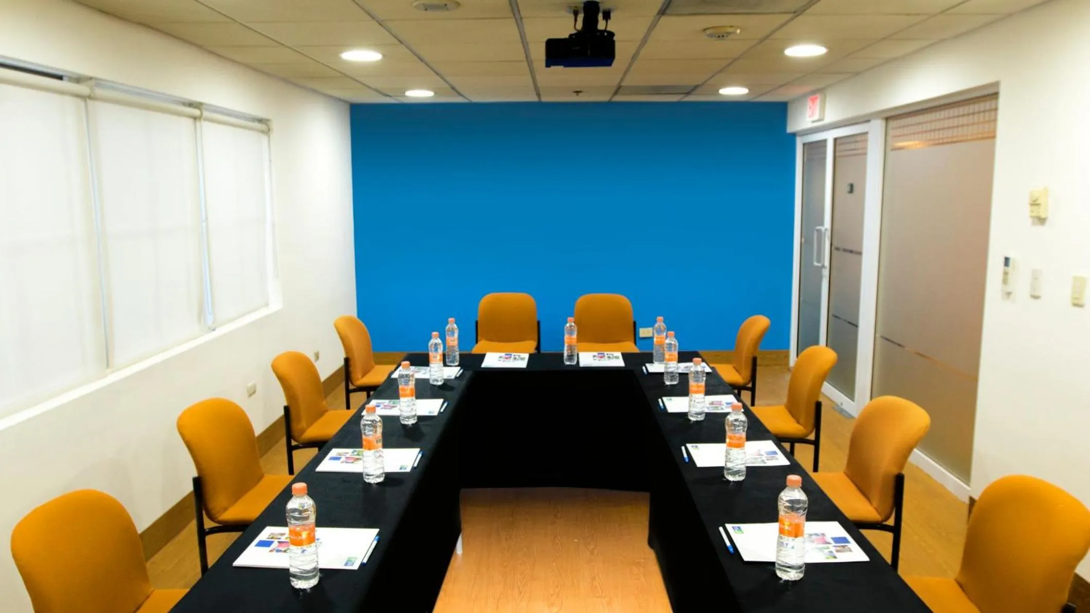 Meeting/conference room in Holiday Inn Express Monterrey Galerias-San Jeronimo by IHG