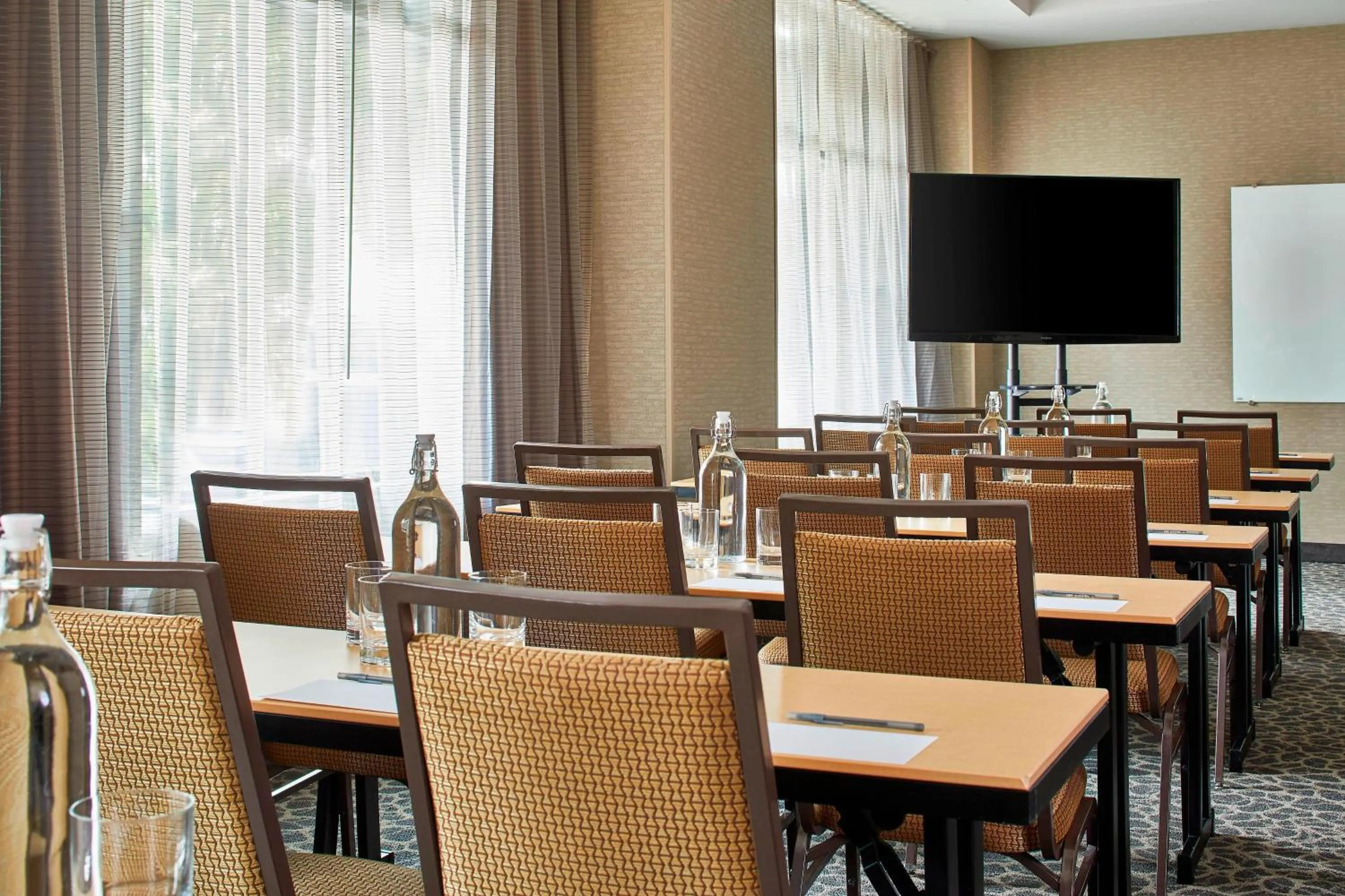 Meeting/conference room in Courtyard Portland Downtown / Convention Center