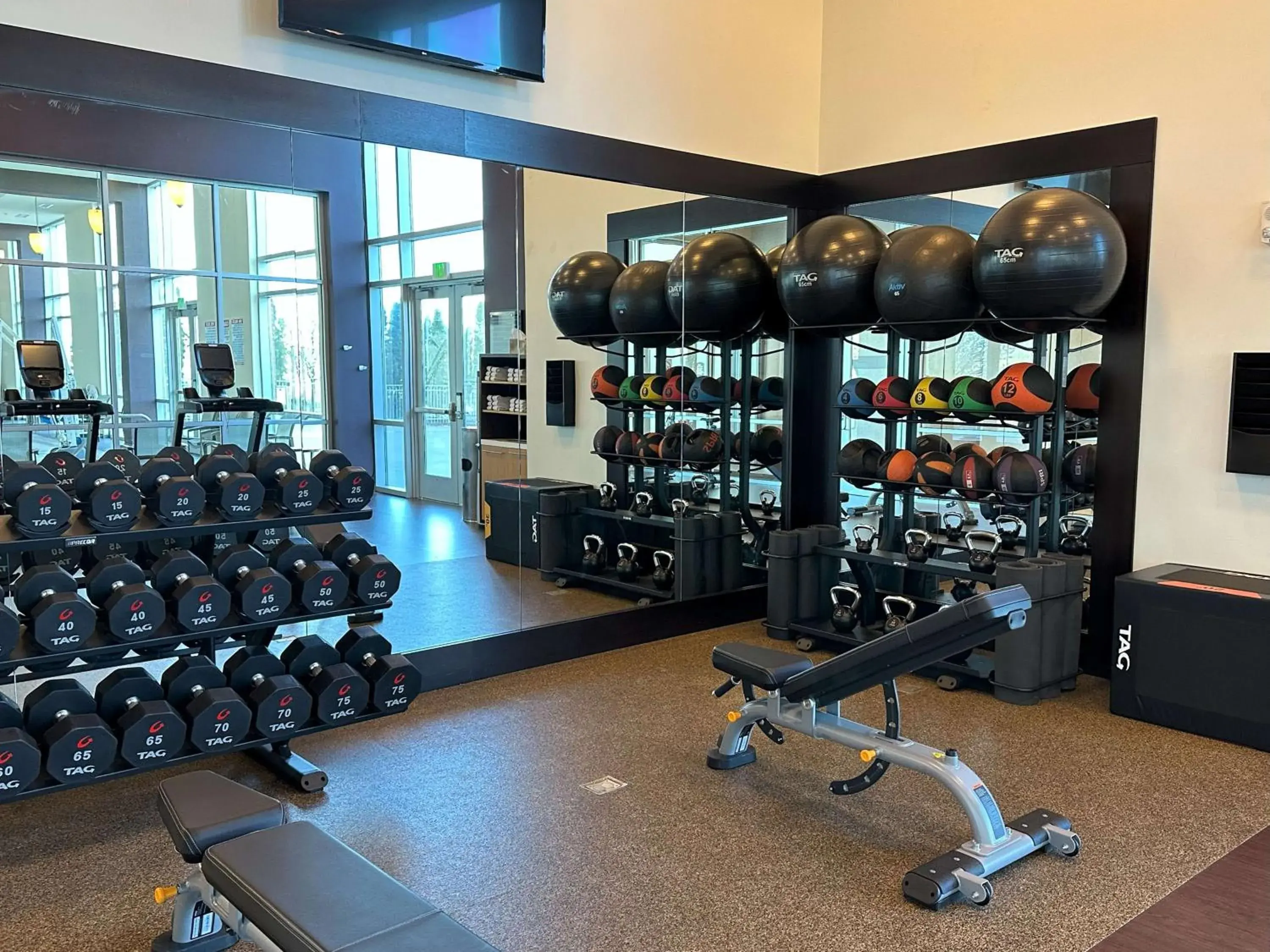 Fitness centre/facilities in DoubleTree by Hilton Bay City - Riverfront Fitness centre/facilities in DoubleTree by Hilton Bay City - Riverfront