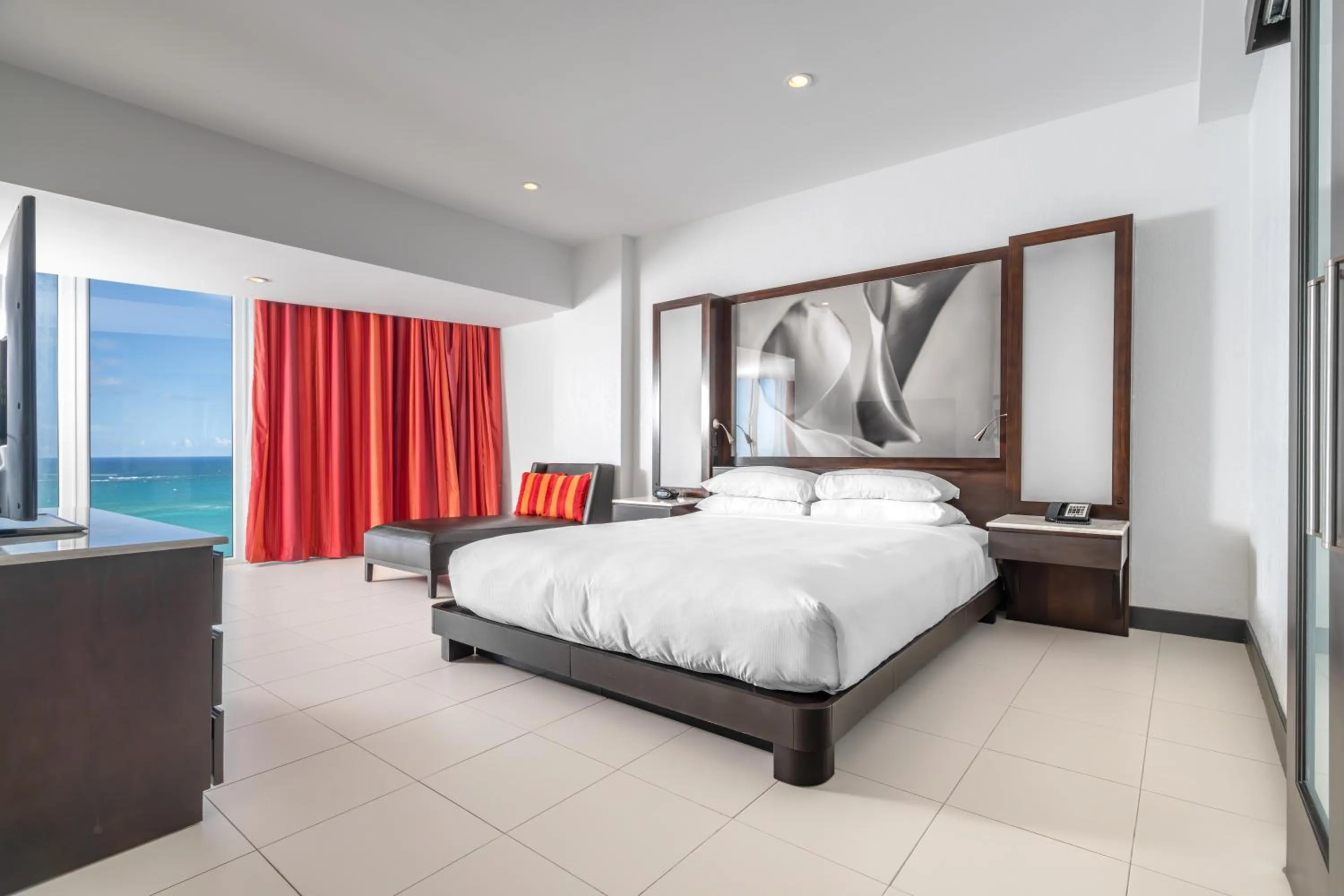 Bed in The Condado Plaza Hotel