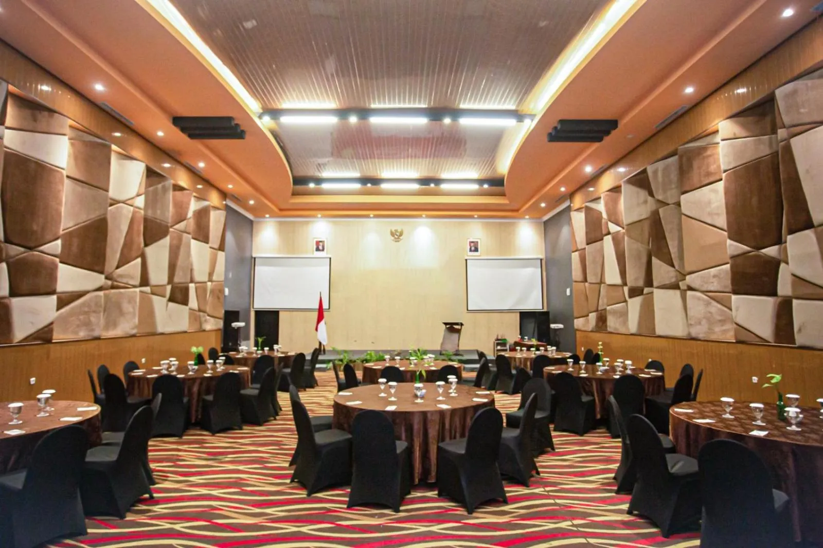 Meeting/conference room in Meotel Purwokerto