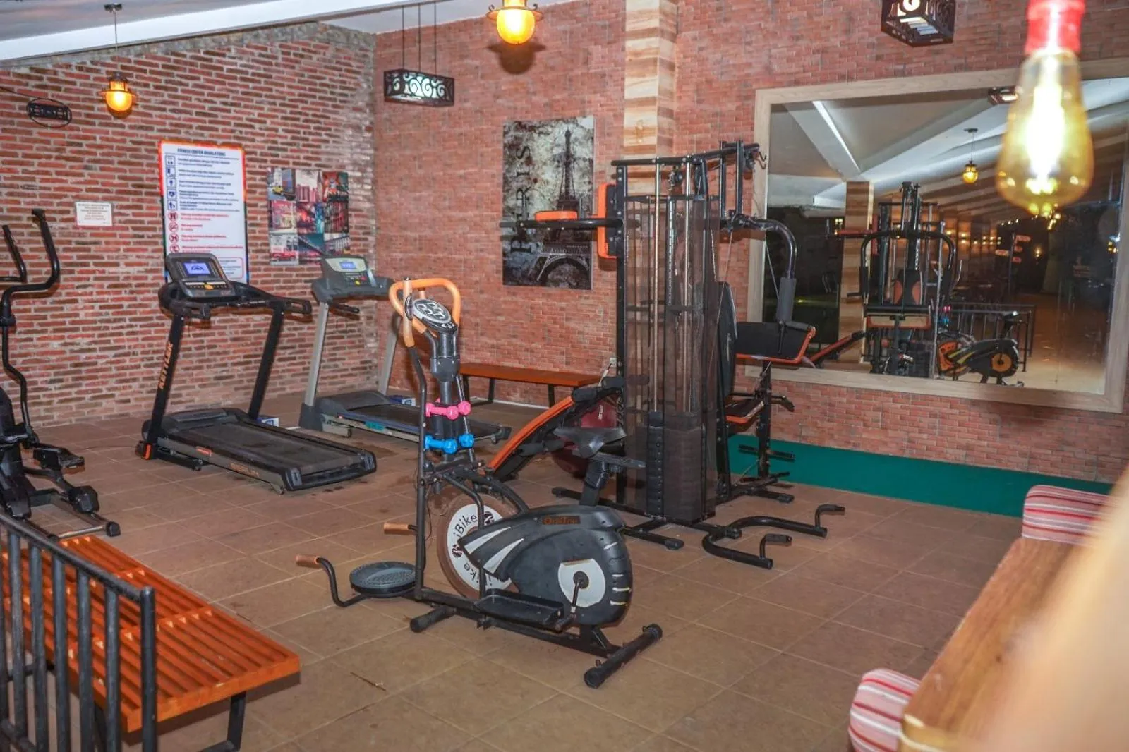 Fitness centre/facilities in Meotel Purwokerto