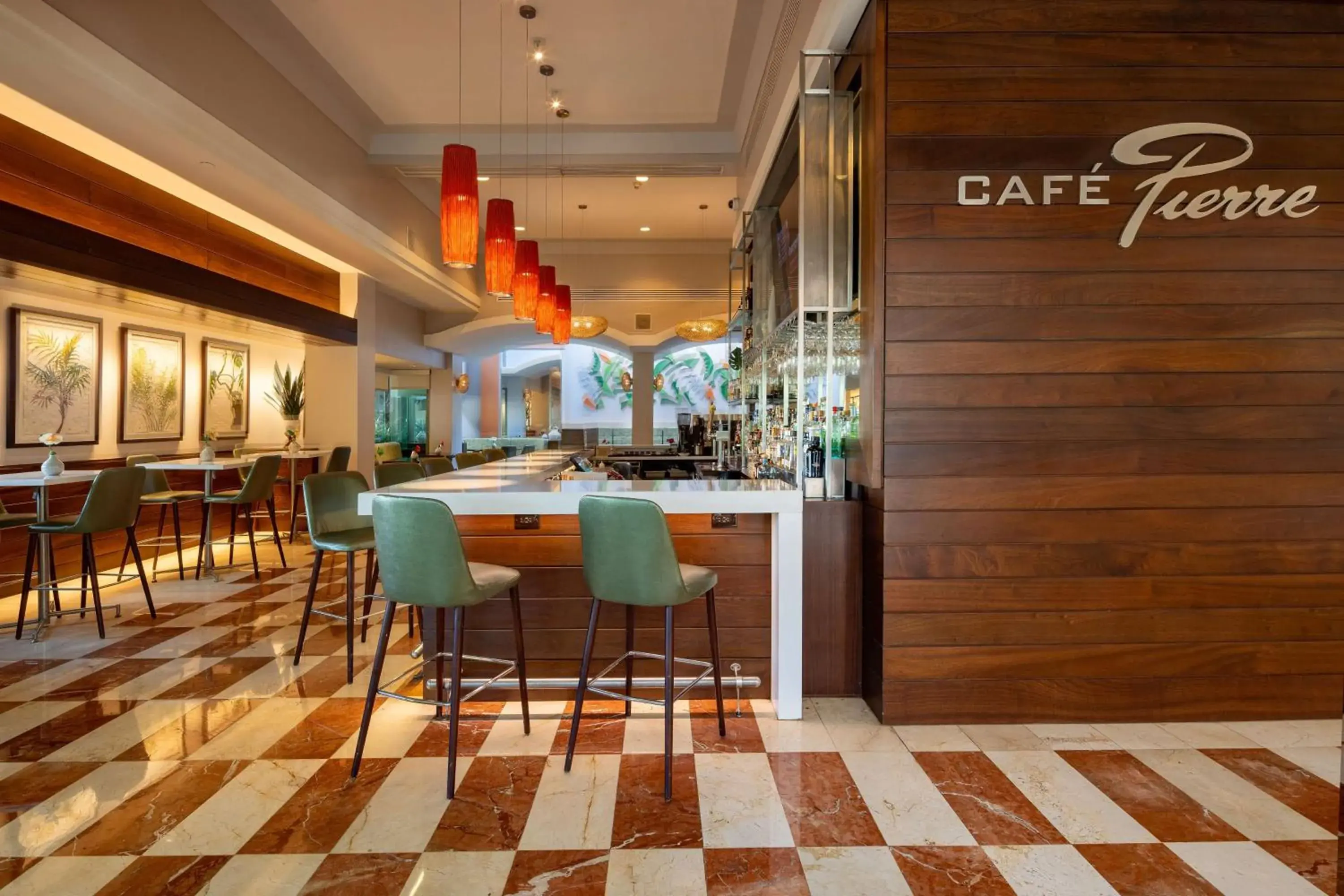 Restaurant/places to eat in DoubleTree by Hilton San Juan Restaurant/places to eat in DoubleTree by Hilton San Juan