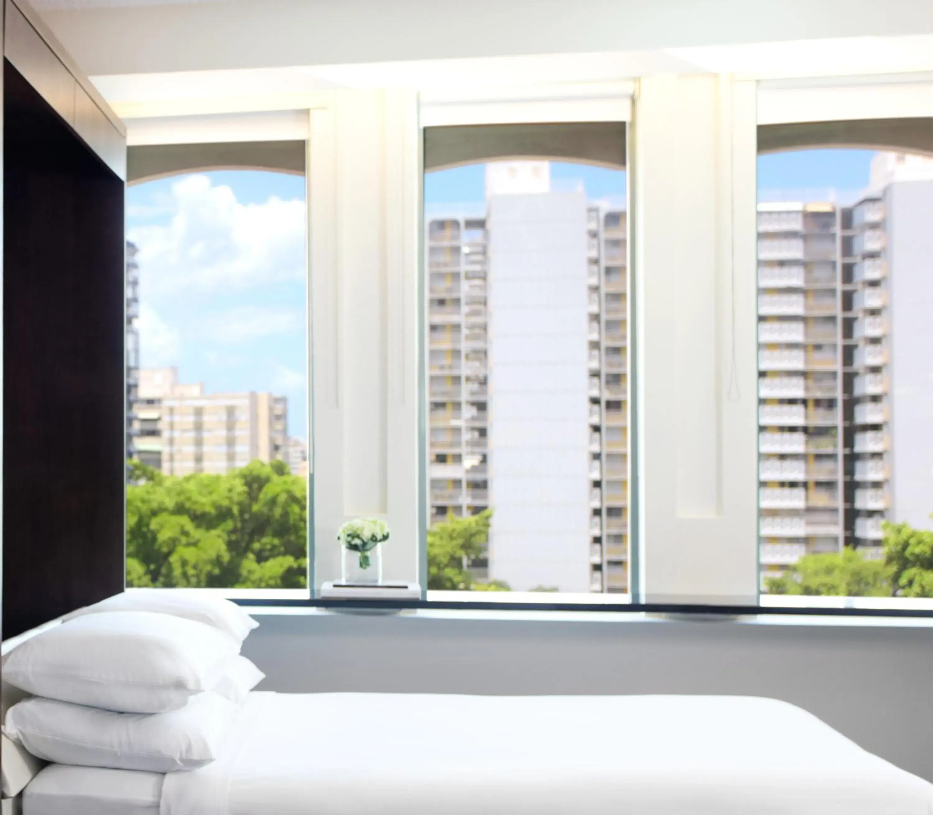 View (from property/room), Bed in DoubleTree by Hilton San Juan View (from property/room), Bed in DoubleTree by Hilton San Juan