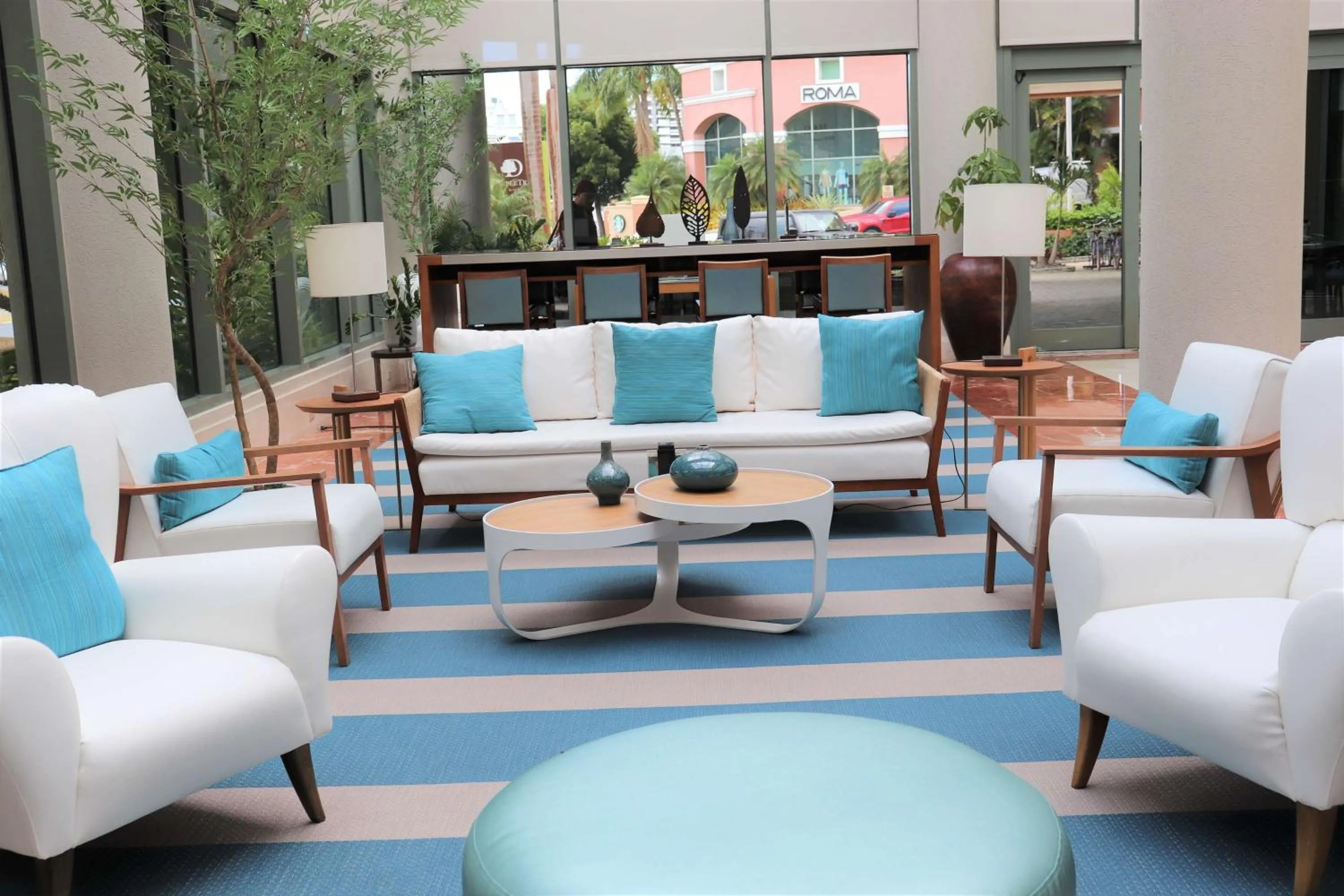 Lobby or reception in DoubleTree by Hilton San Juan