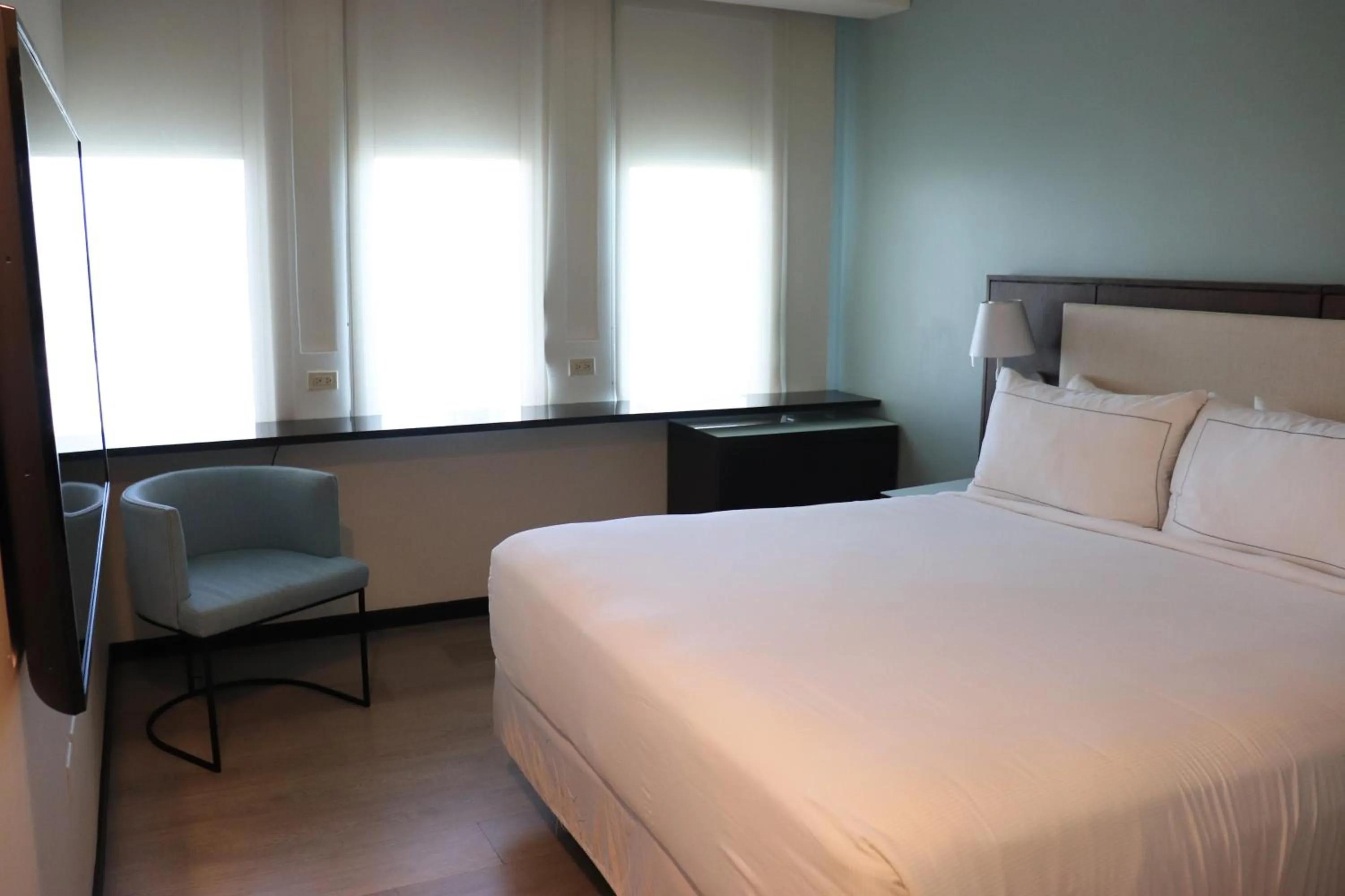 Bedroom, Bed in DoubleTree by Hilton San Juan