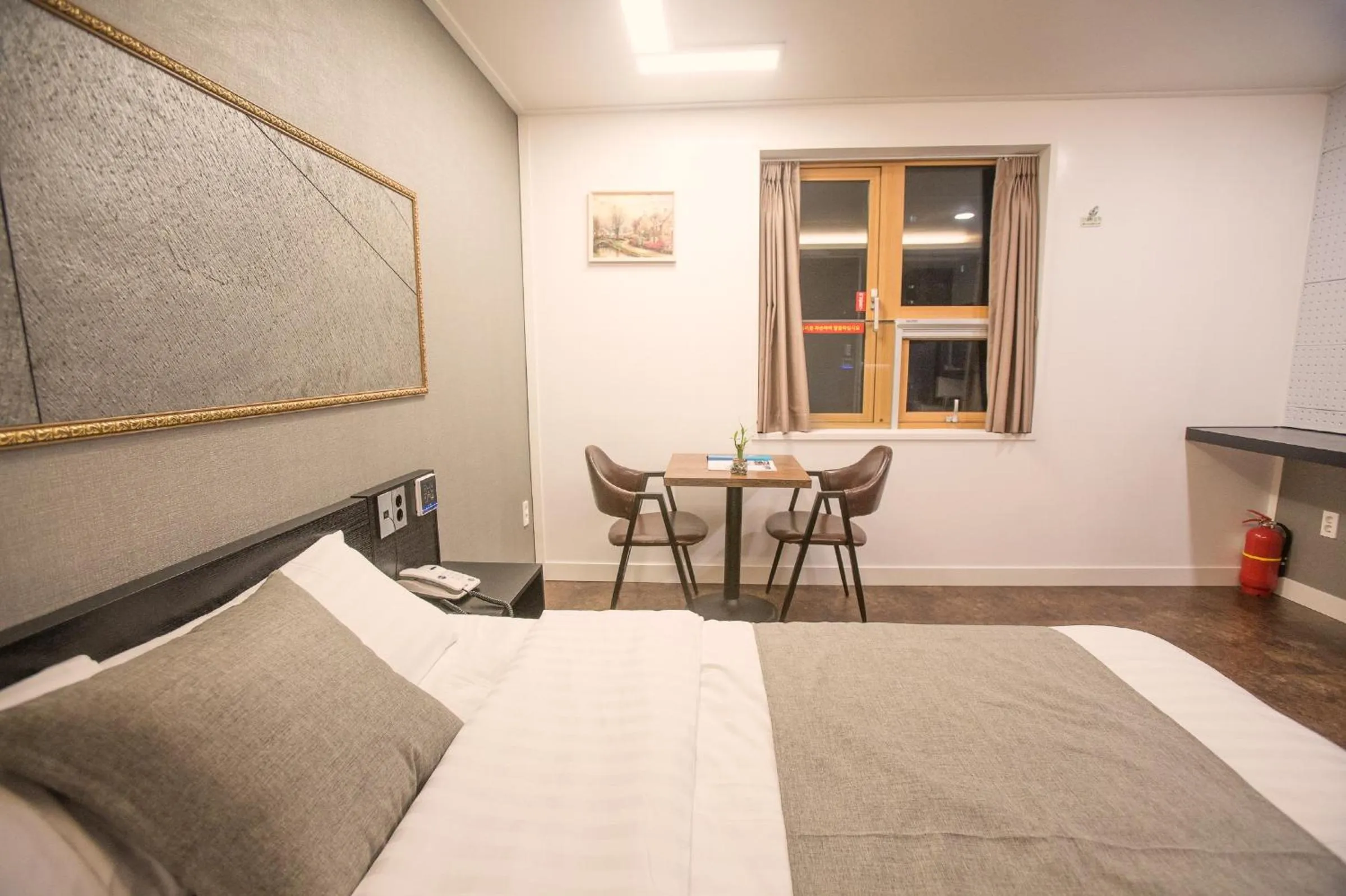 Decorative detail in Major Hotel 2