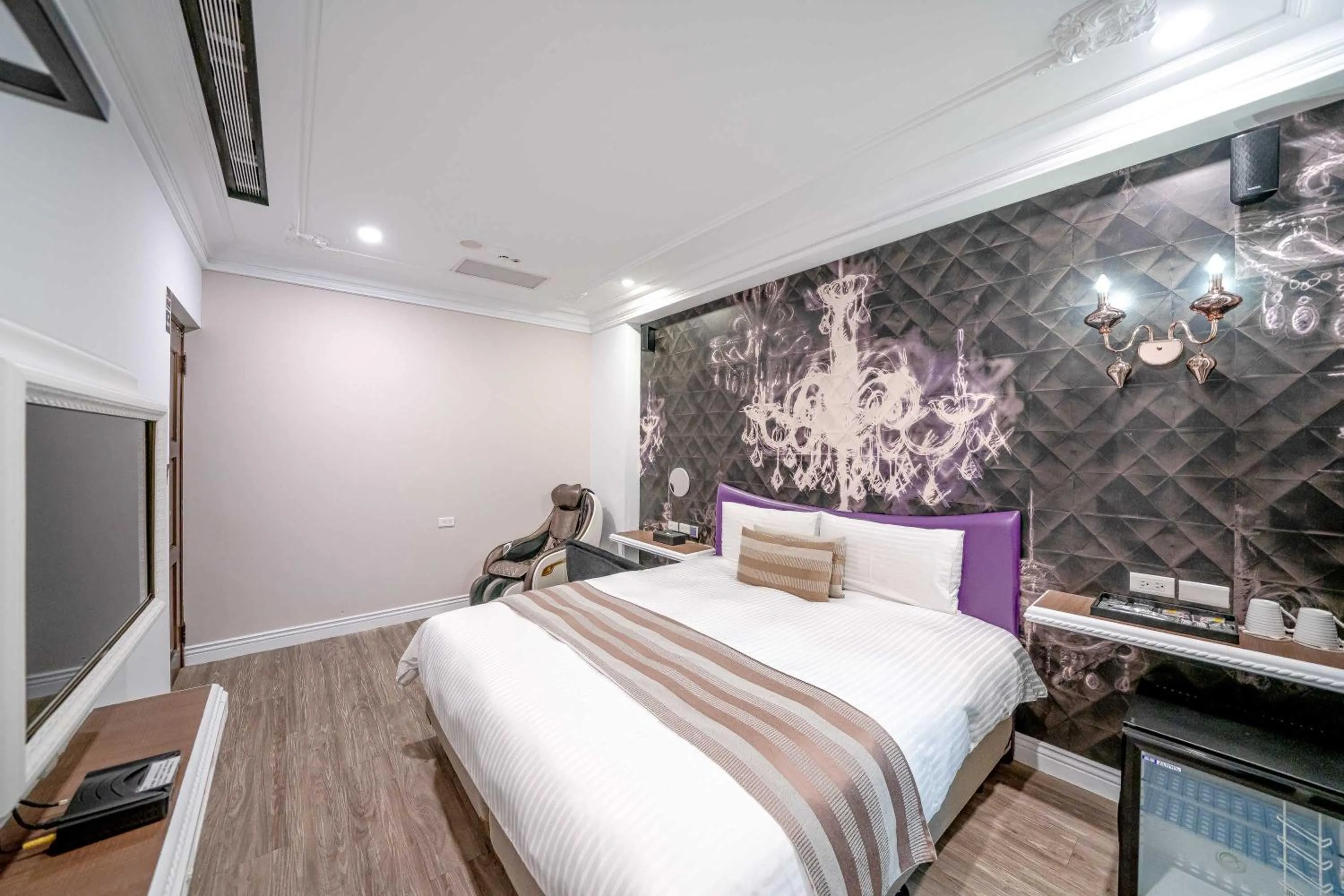 Double Room with Private Bathroom in Dream B&B
