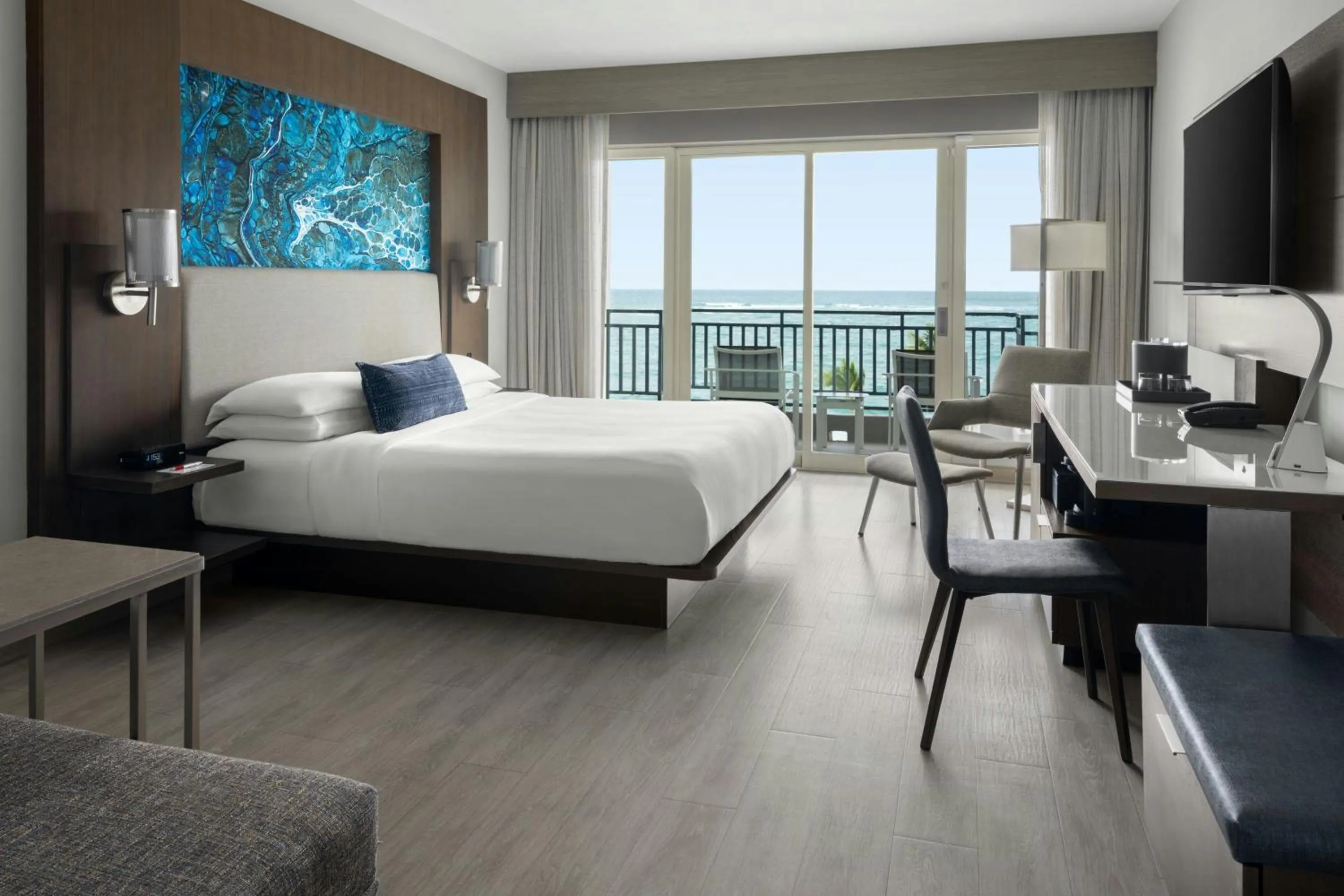 Photo of the whole room, Bed in San Juan Marriott Resort and Stellaris Casino