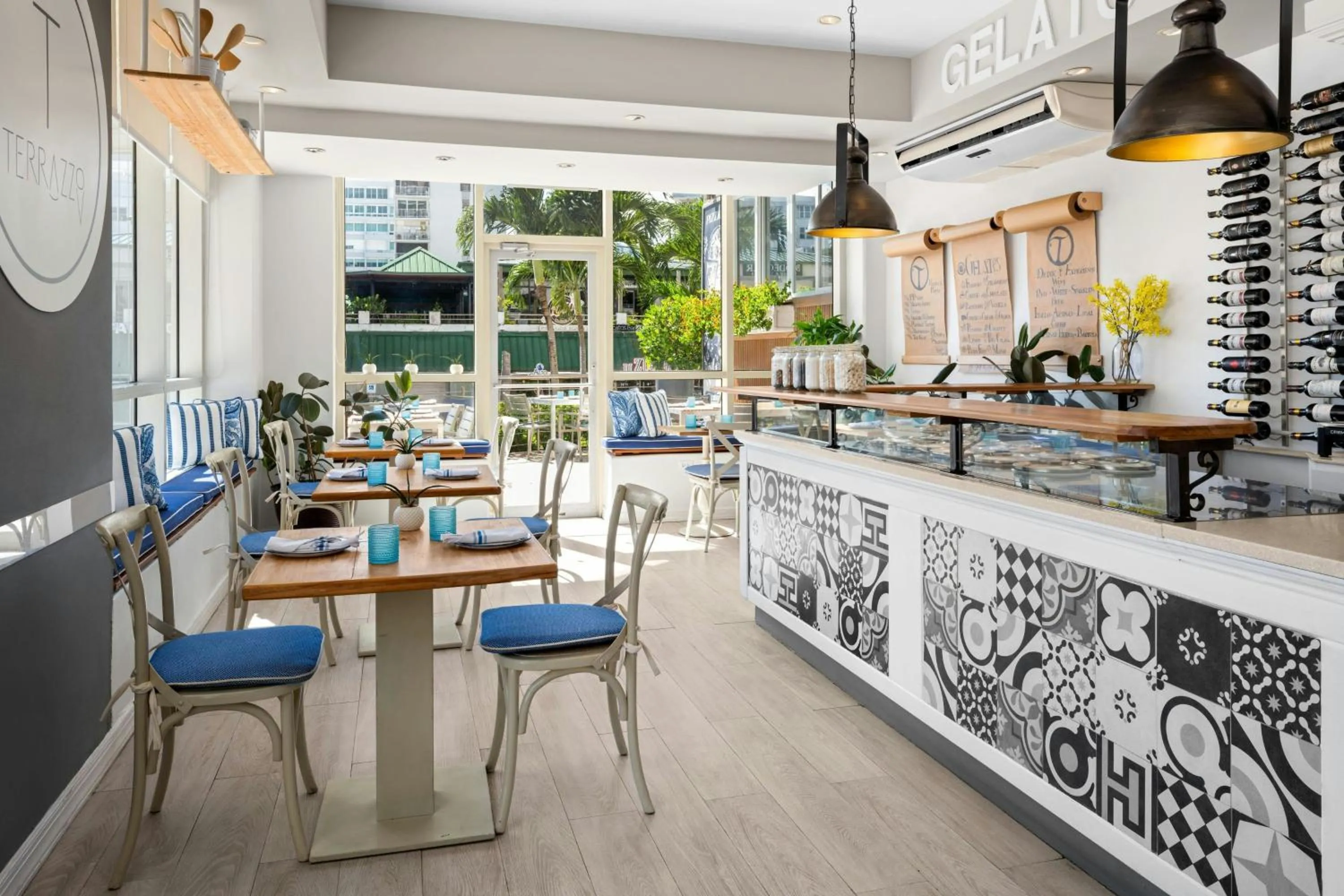 Restaurant/places to eat in San Juan Marriott Resort and Stellaris Casino