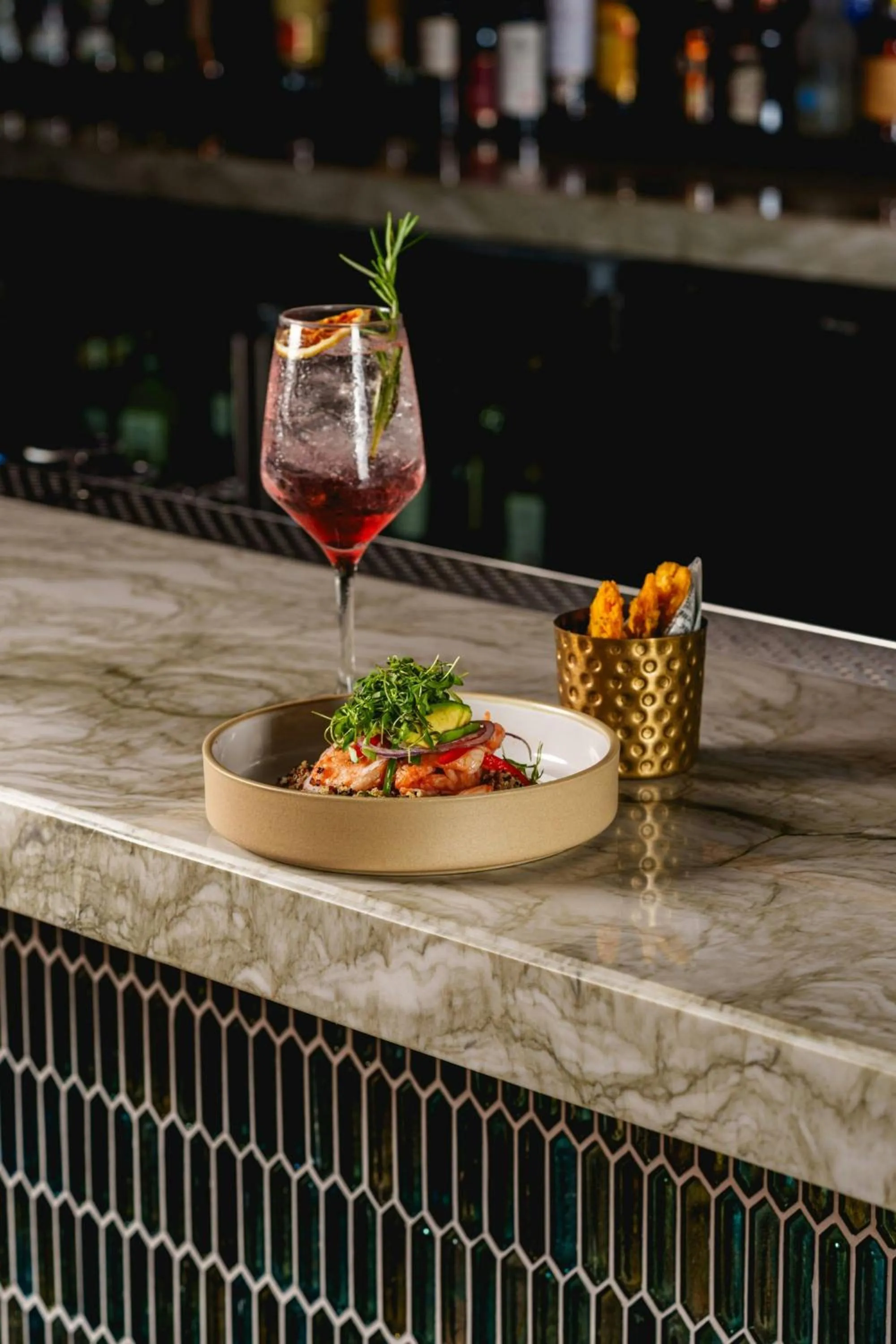 Lounge or bar in San Juan Marriott Resort and Stellaris Casino