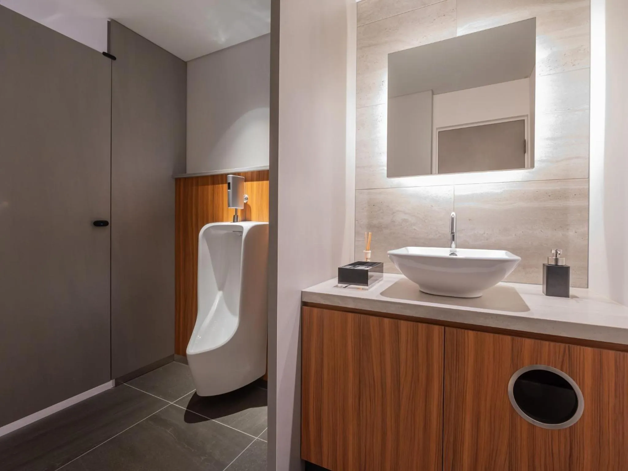 Lobby or reception in Sunhotel Fukuyama