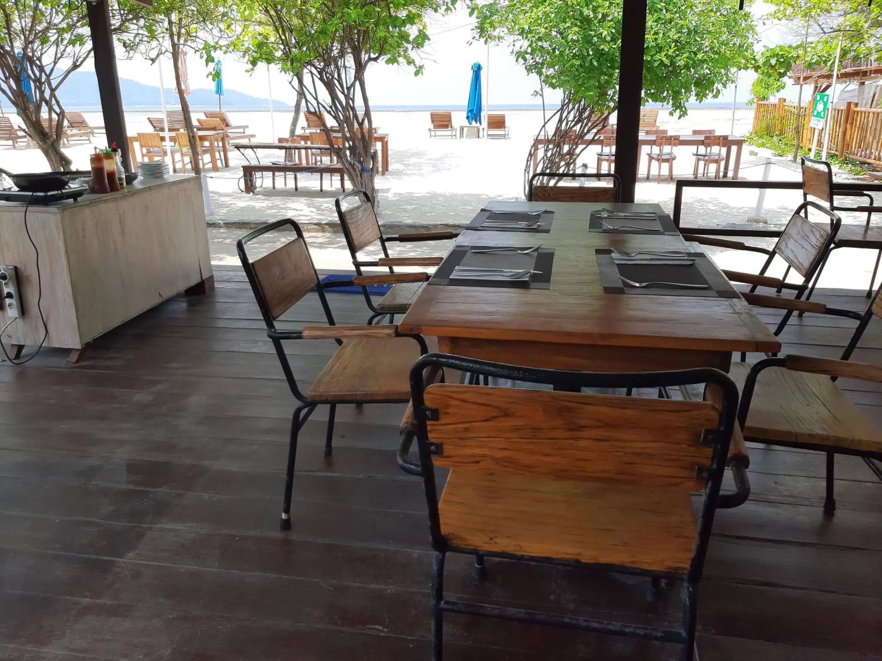 Restaurant/places to eat in Mola2 Resort Gili Air Restaurant/places to eat in Mola2 Resort Gili Air
