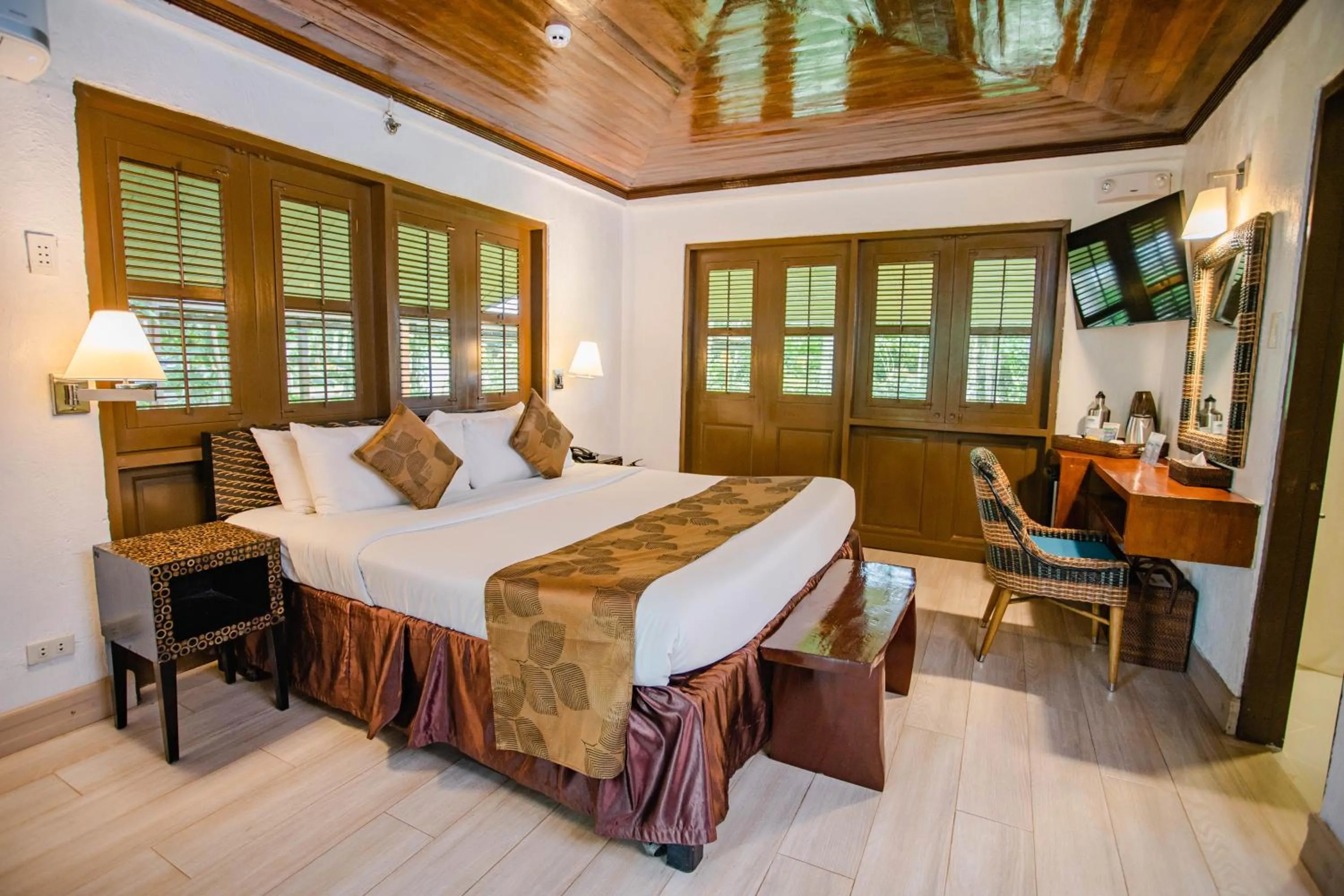 Bedroom, Bed in Daluyon Beach and Mountain Resort