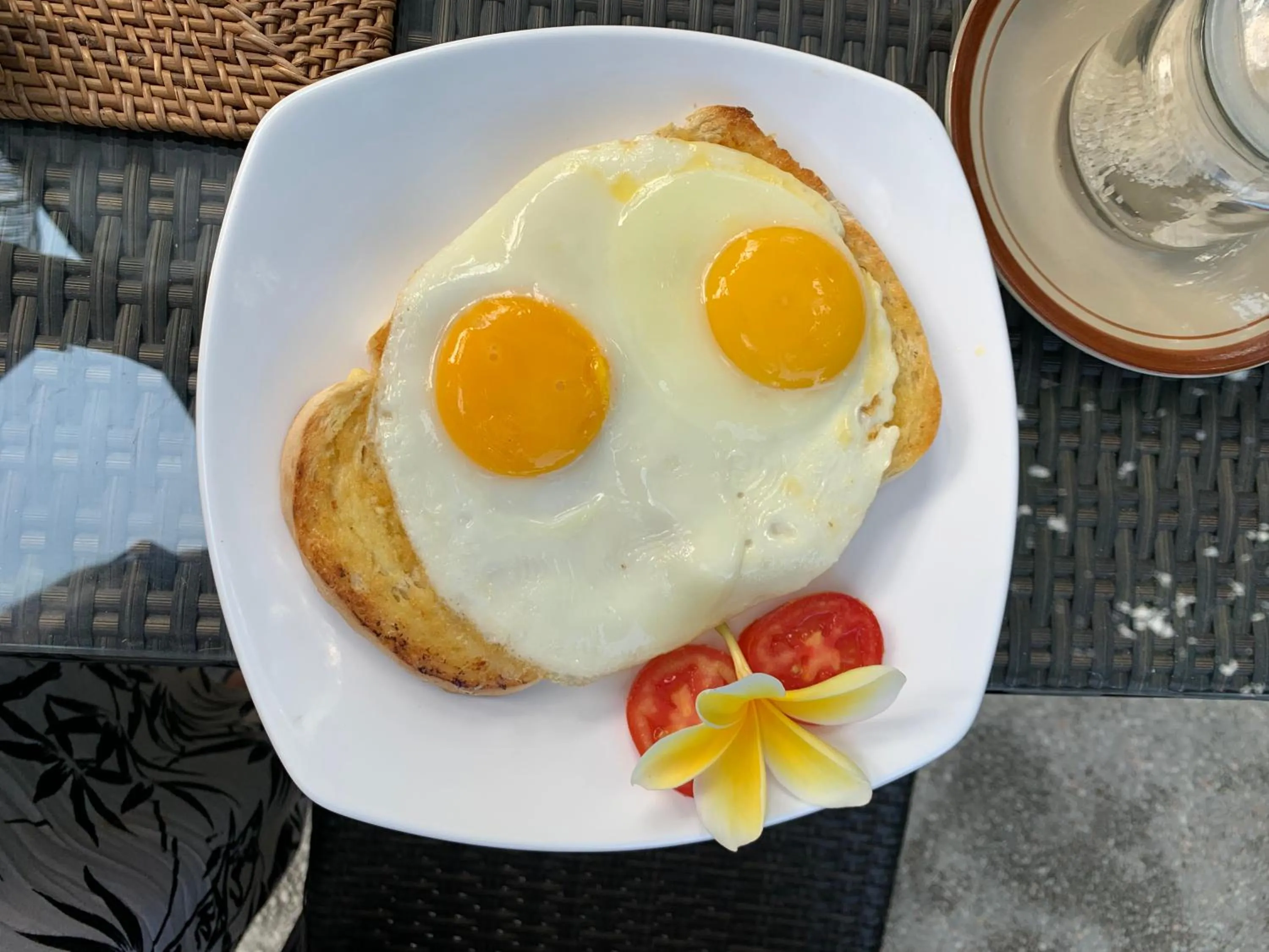 Breakfast in Kebun Rohani Cottages