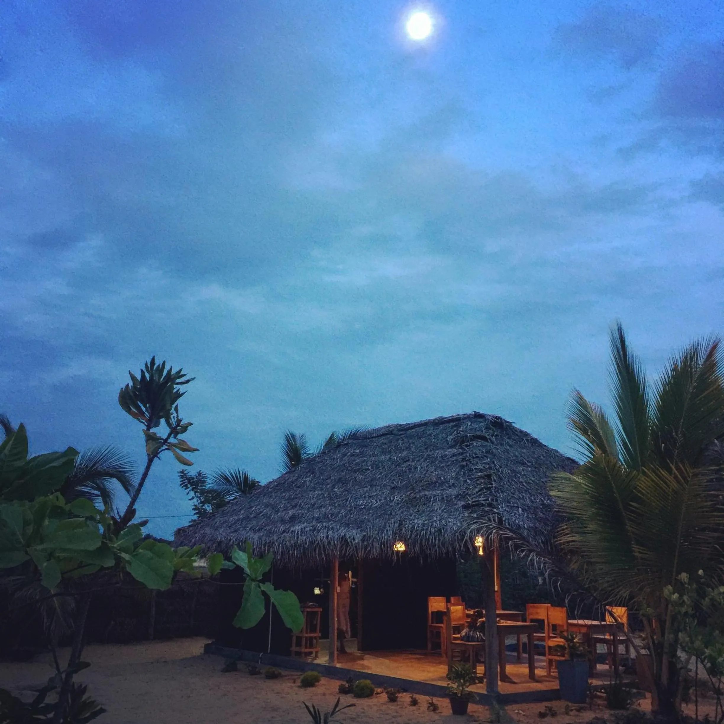 Night in Kadjan villa