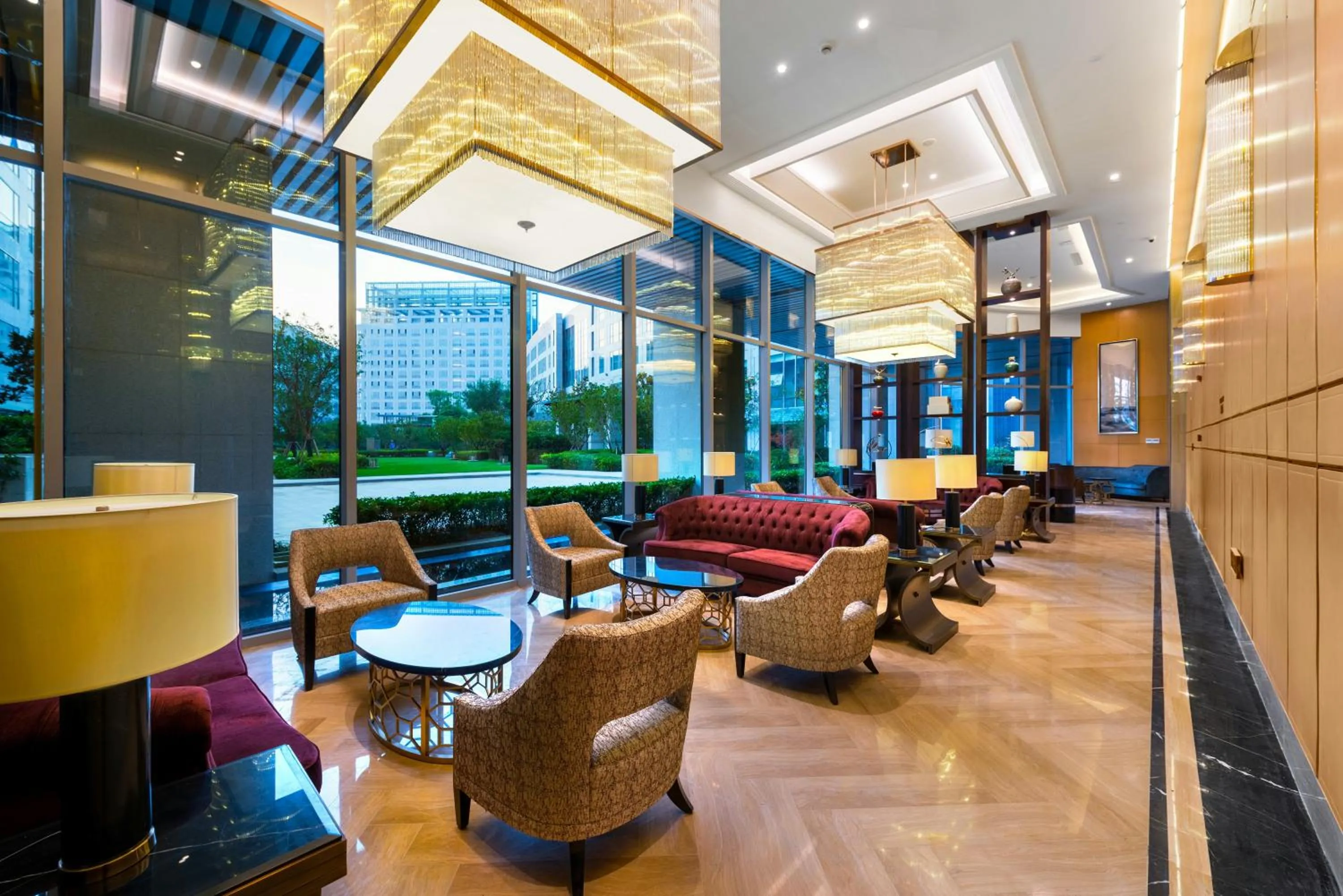 Lounge or bar in Oakwood Hotel & Residence Suzhou
