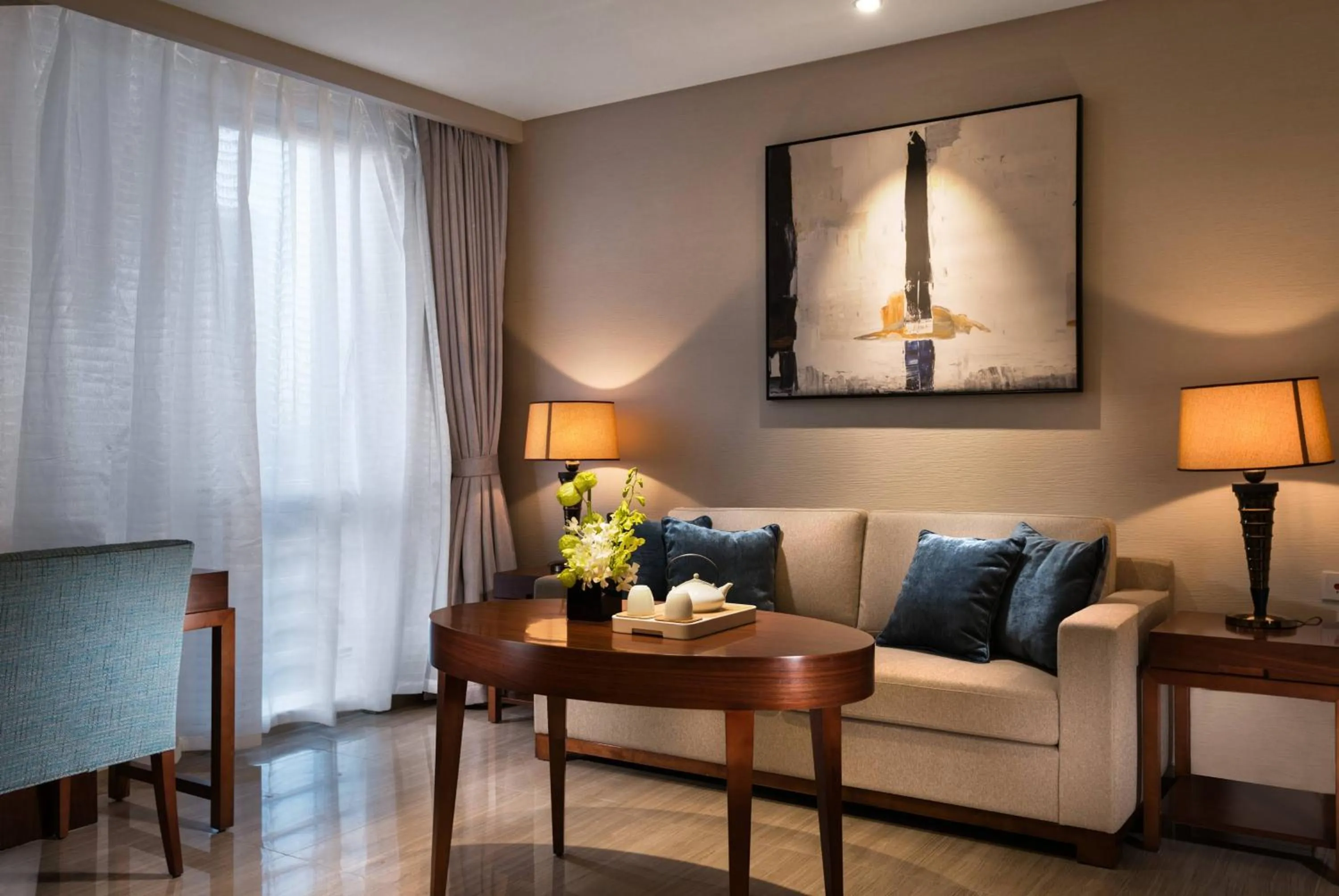 Living room in Oakwood Hotel & Residence Suzhou