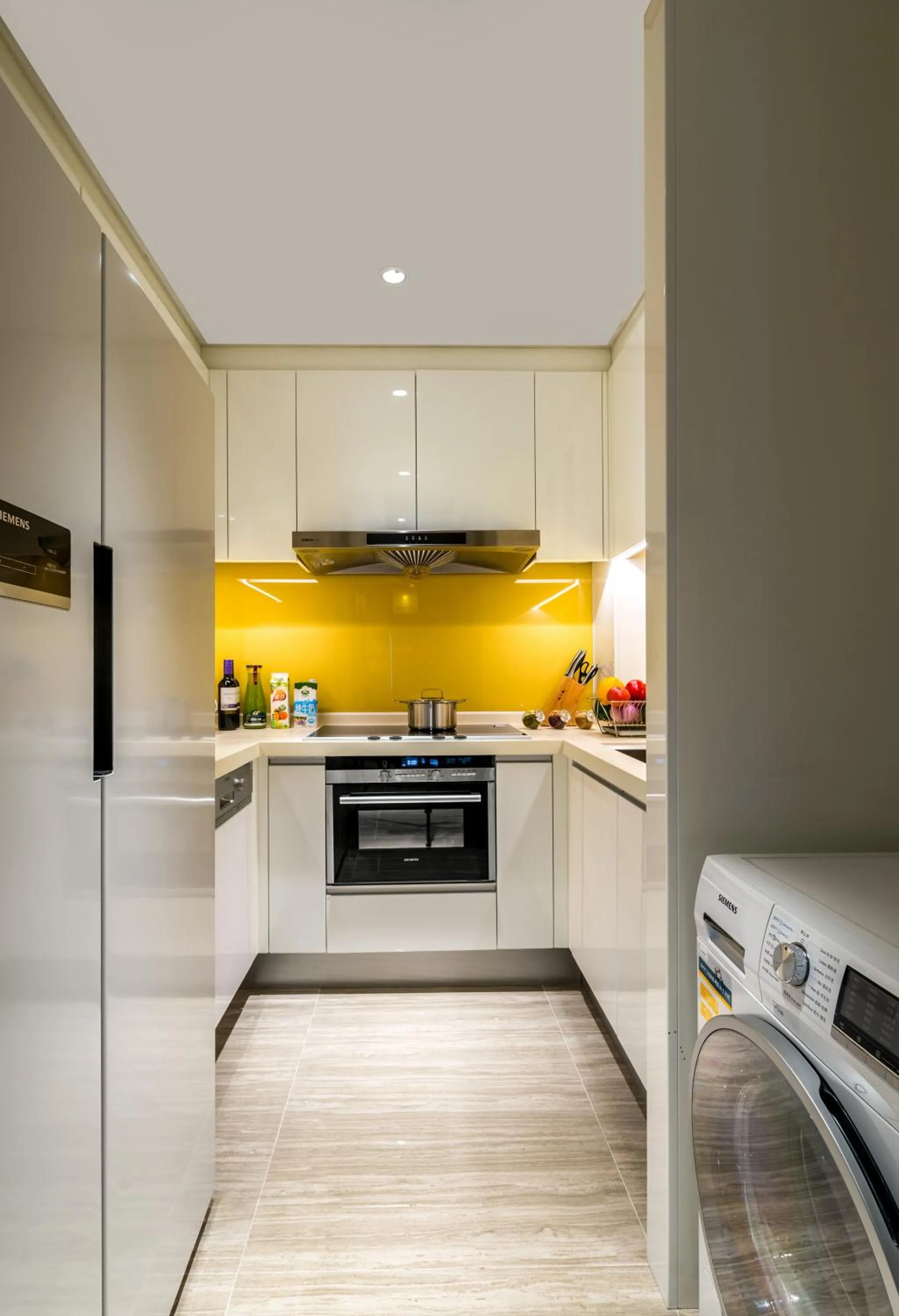 Kitchen or kitchenette in Oakwood Hotel & Residence Suzhou