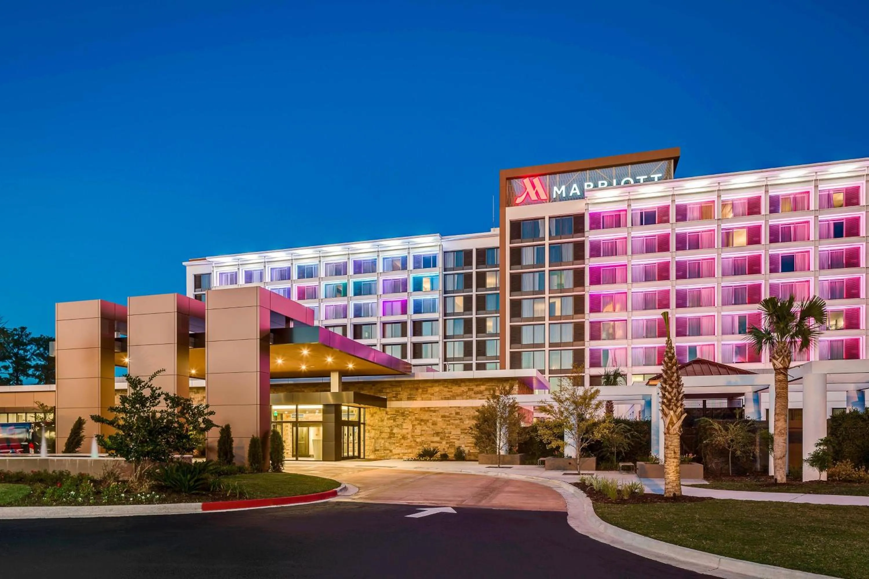 Property building in North Charleston Marriott