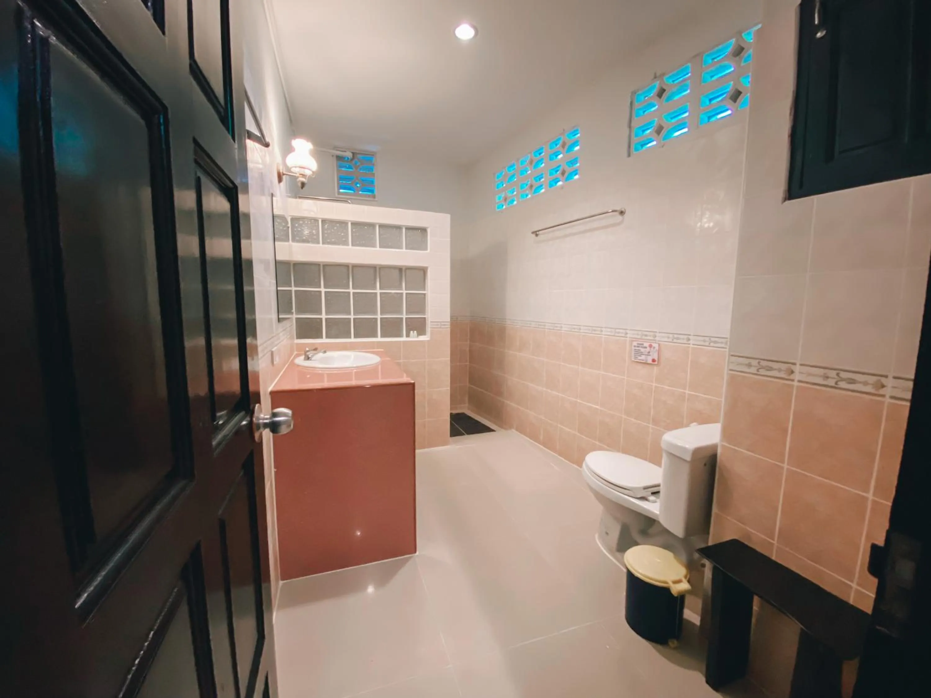 Bathroom in Aumpai Luxury