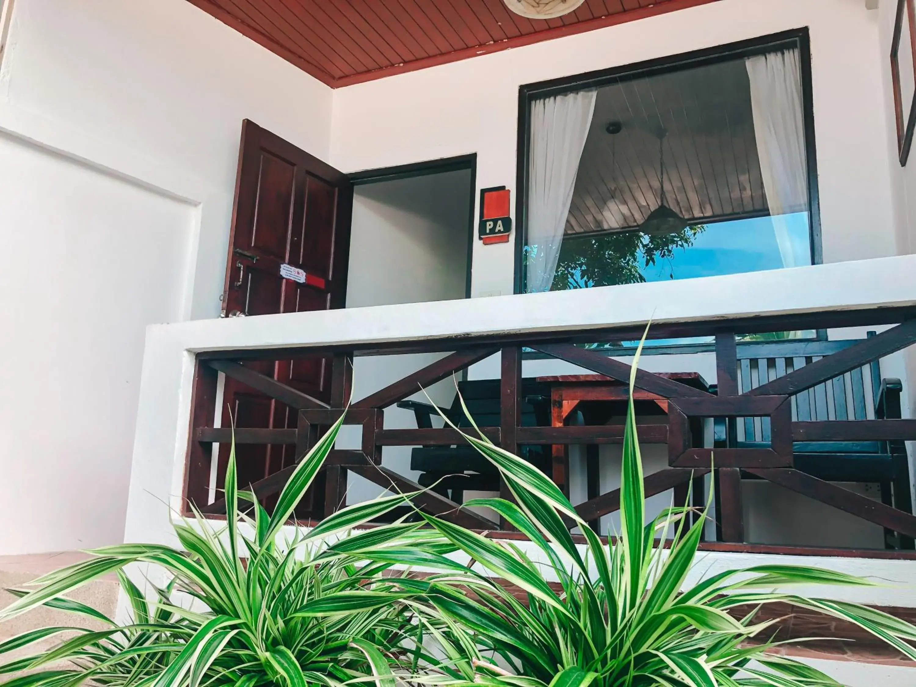 Budget Double Room with Balcony in Aumpai Luxury Budget Double Room with Balcony in Aumpai Luxury