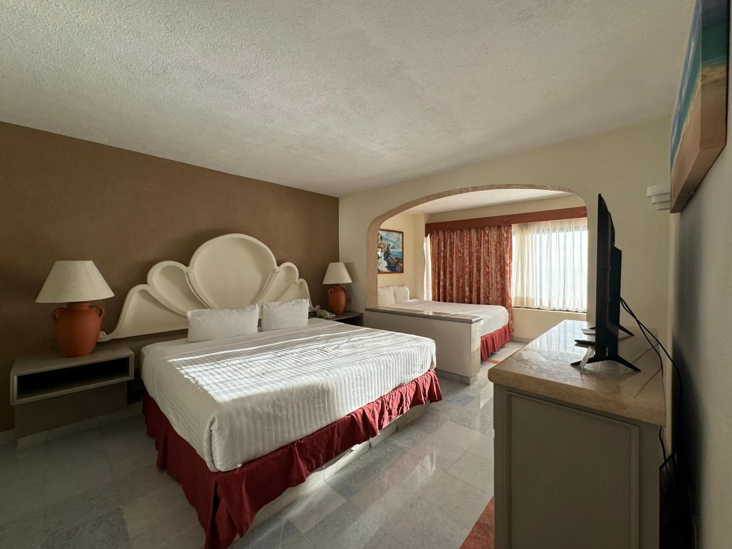 Bedroom, Bed in The Palms Resort of Mazatlan