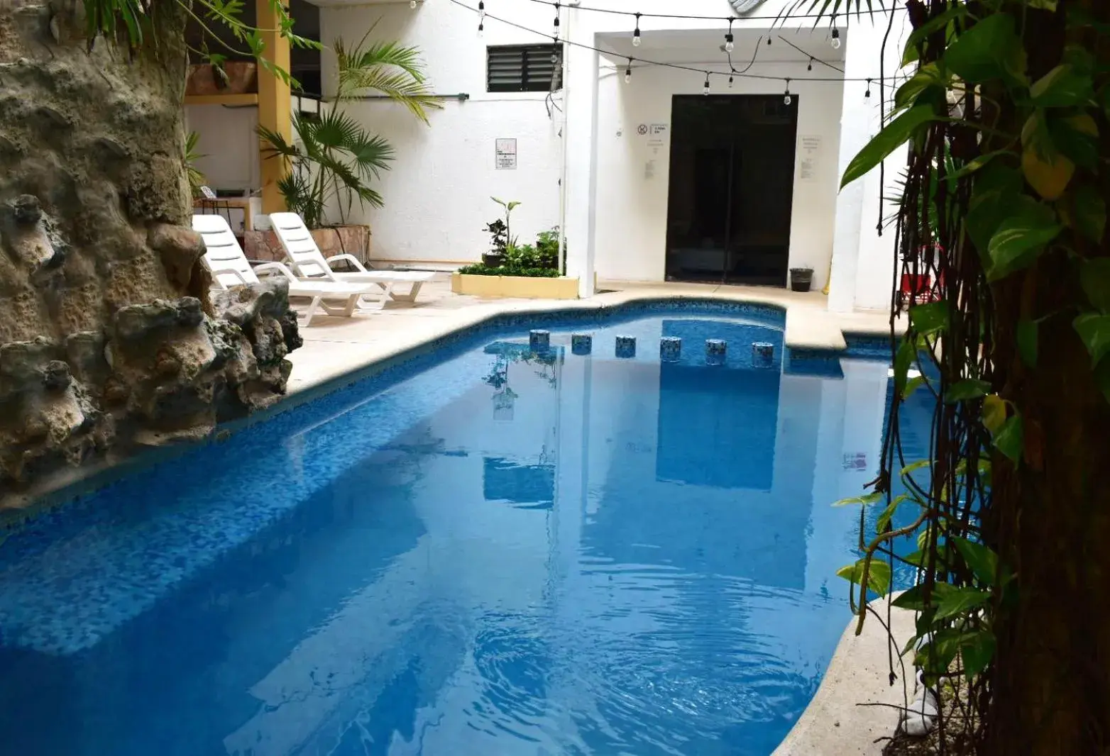 Swimming pool in Hotel Maya Turquesa Swimming pool in Hotel Maya Turquesa