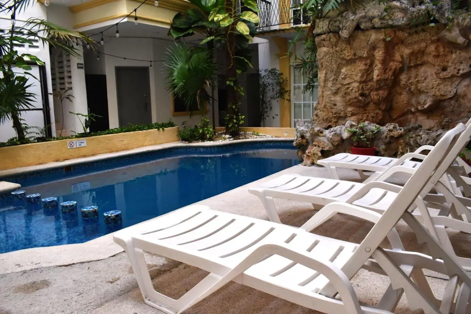 Swimming pool in Hotel Maya Turquesa Swimming pool in Hotel Maya Turquesa