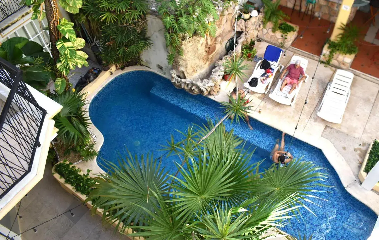 Pool view in Hotel Maya Turquesa Pool view in Hotel Maya Turquesa