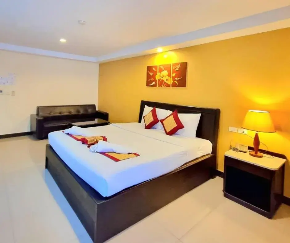 Bedroom, Bed in The Grand Day Night Bedroom, Bed in The Grand Day Night