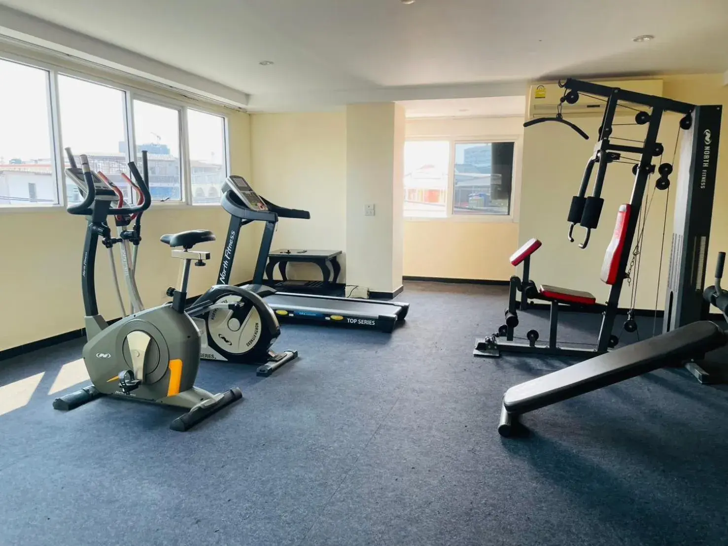 Fitness centre/facilities in The Grand Day Night Fitness centre/facilities in The Grand Day Night