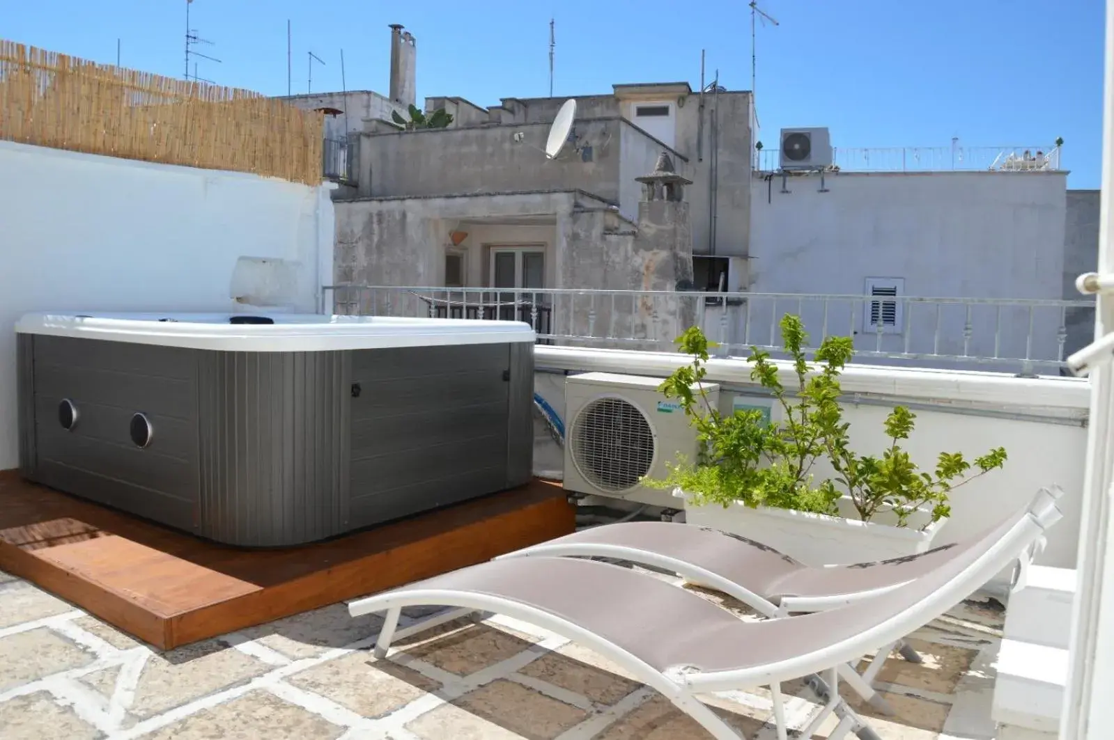 Apartment with Terrace in Ostuni 21mq Suite Homes Apartment with Terrace in Ostuni 21mq Suite Homes