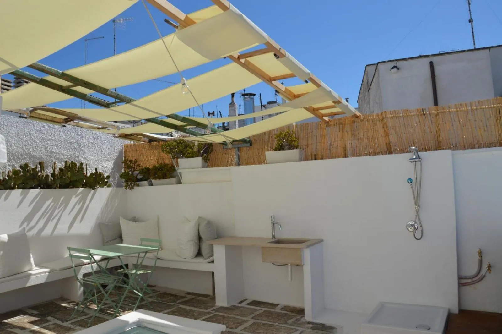 Patio in Ostuni 21mq Suite Homes