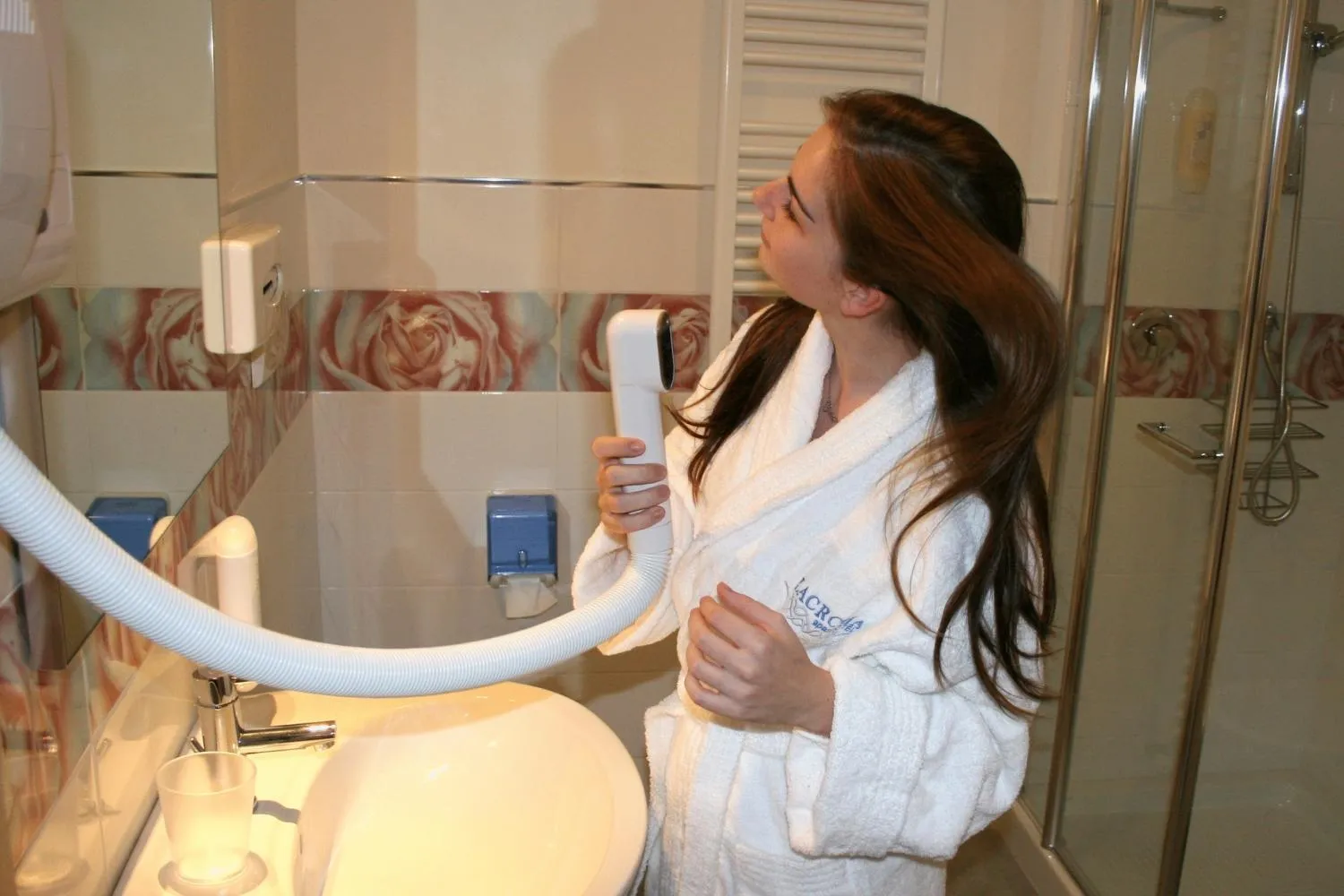 Bathroom in Lacroma Aparthotel
