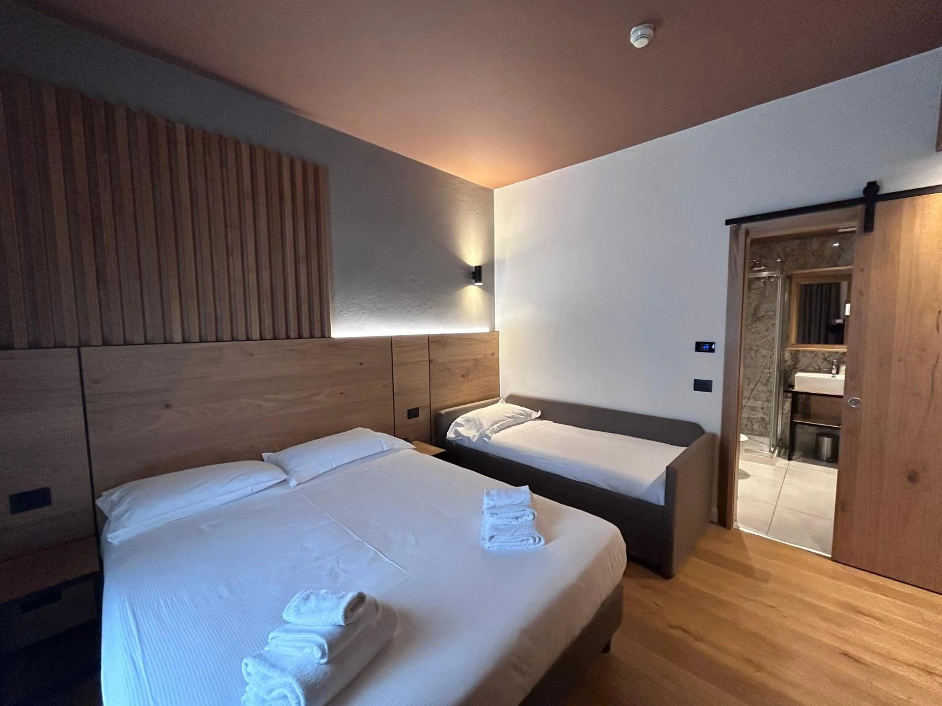 Bed in Hotel Arya by Mauro