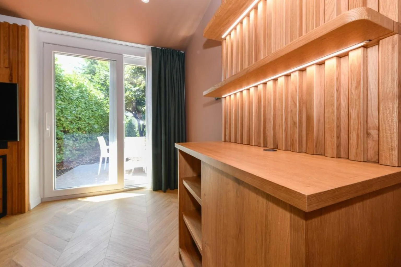 Patio in Best Western Hotel Arya