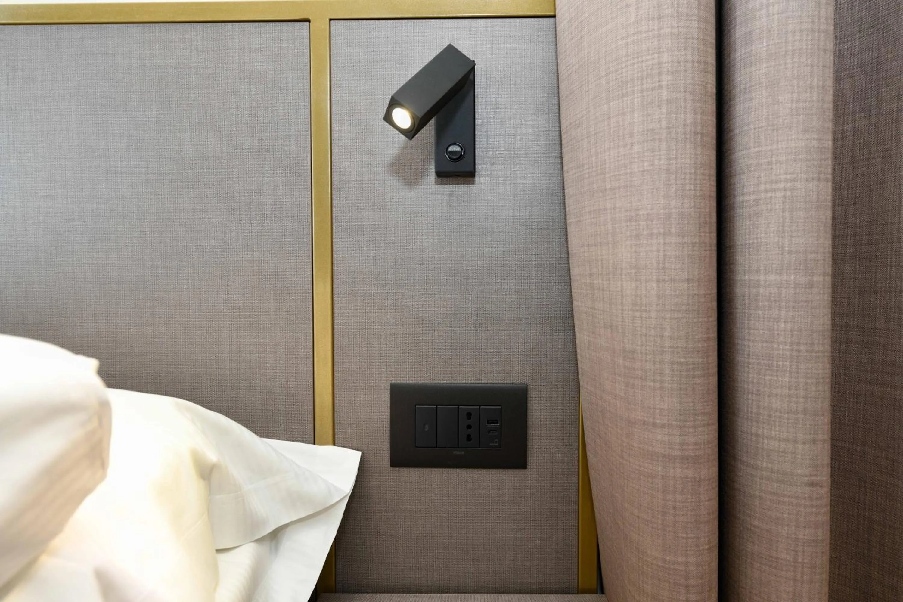 Bedroom in Best Western Hotel Arya