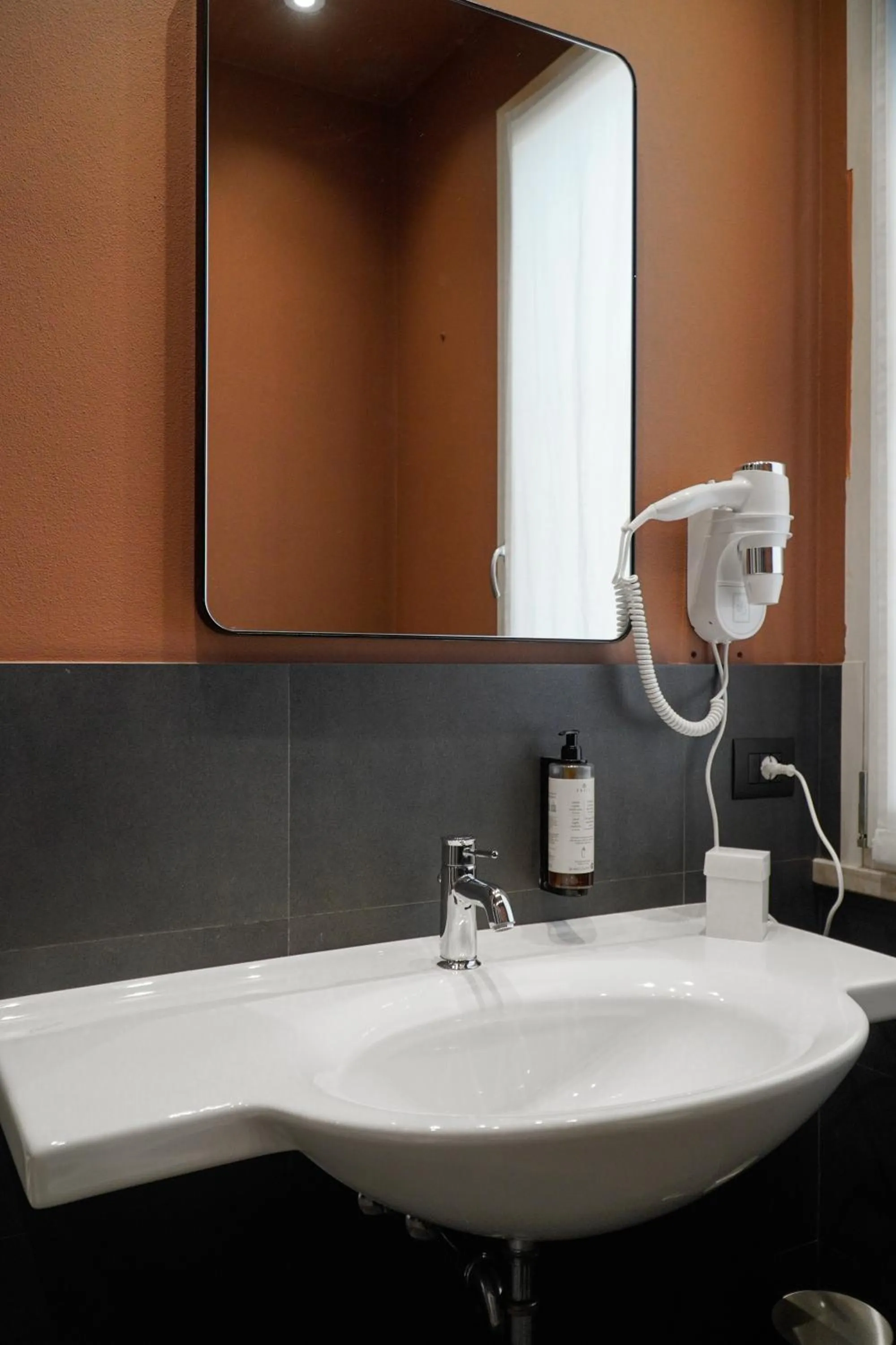 Bathroom in Hotel Arya by Mauro