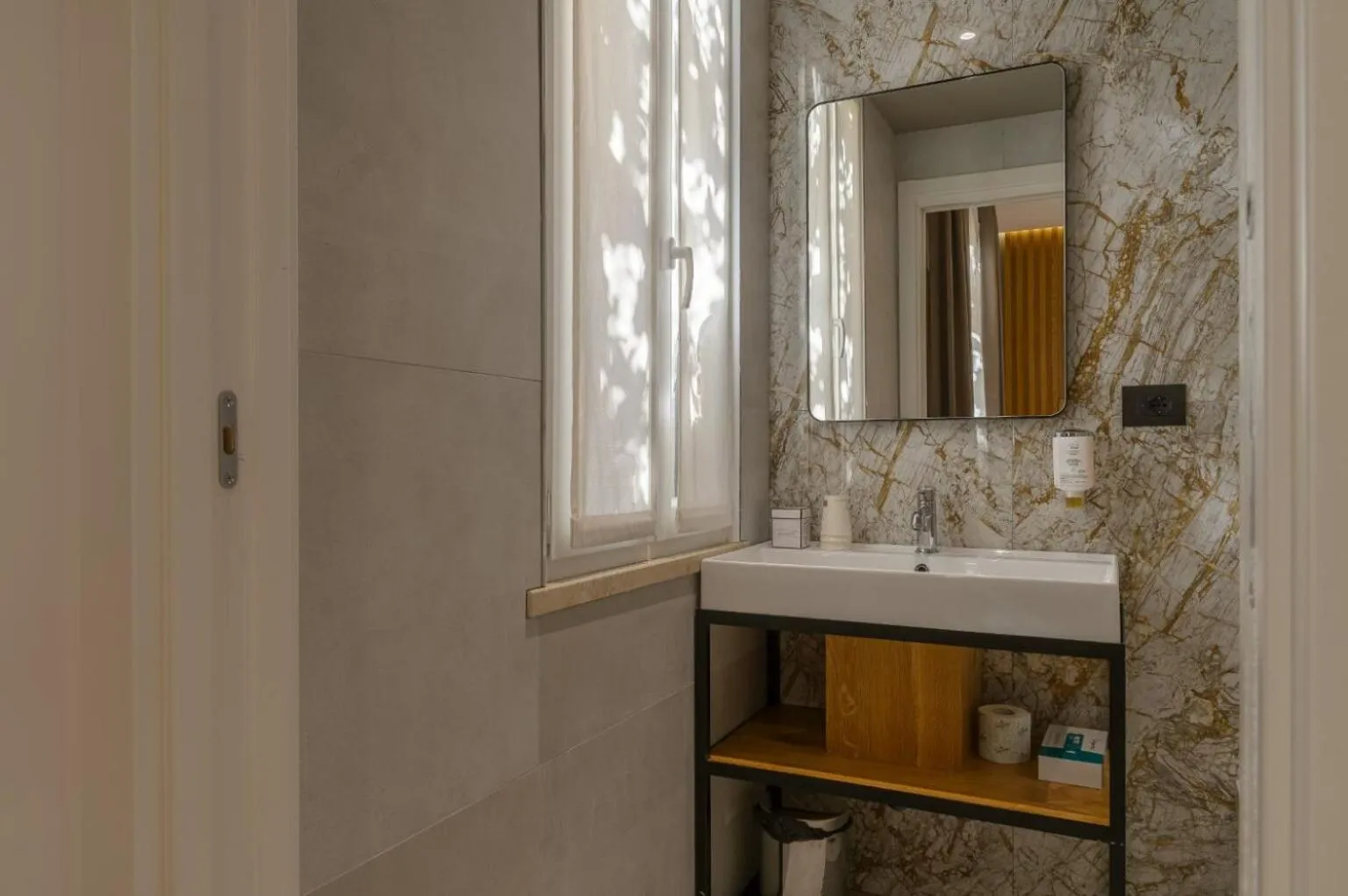 Bathroom in Best Western Hotel Arya