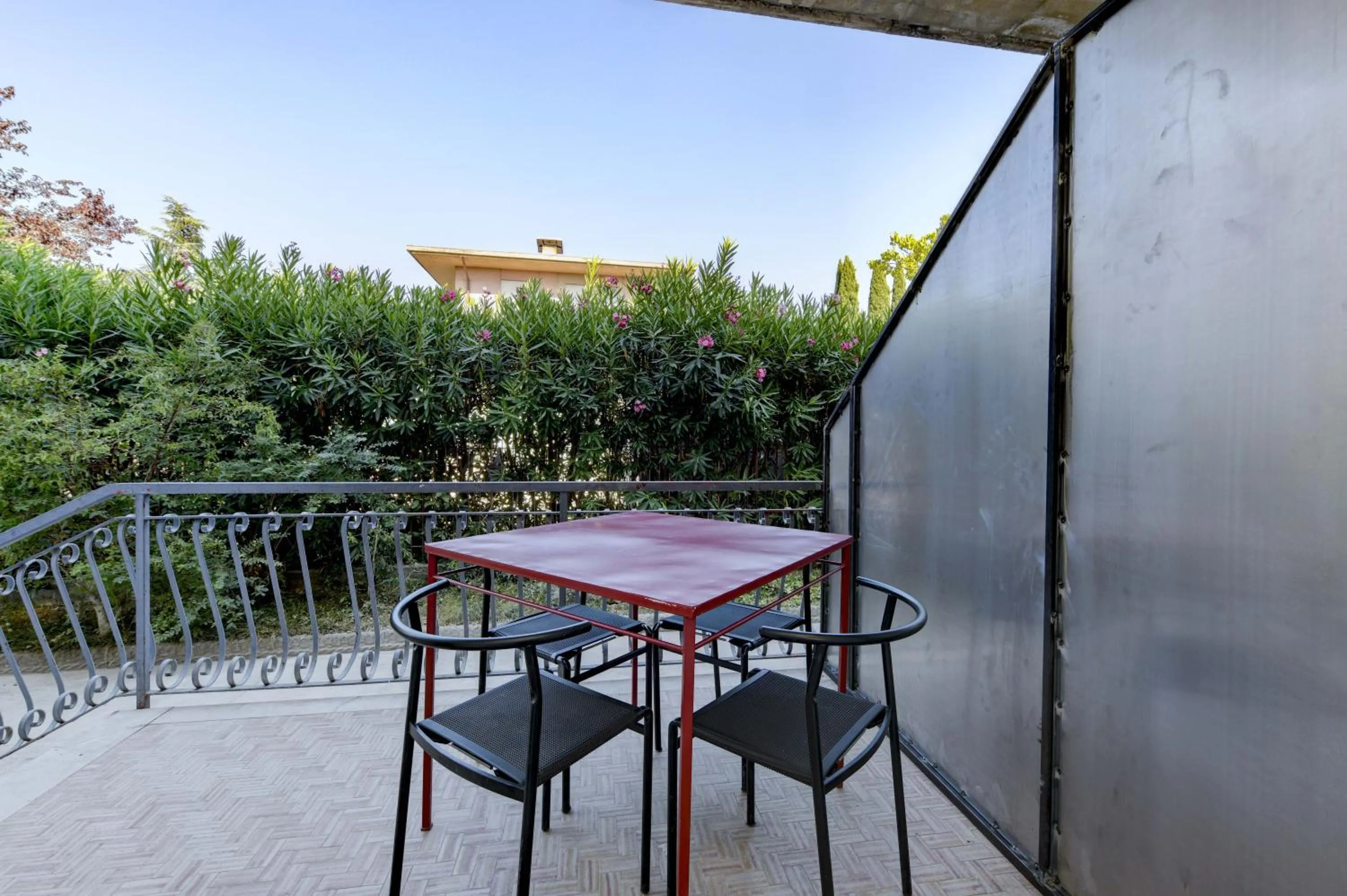 Patio in Best Western Hotel Arya