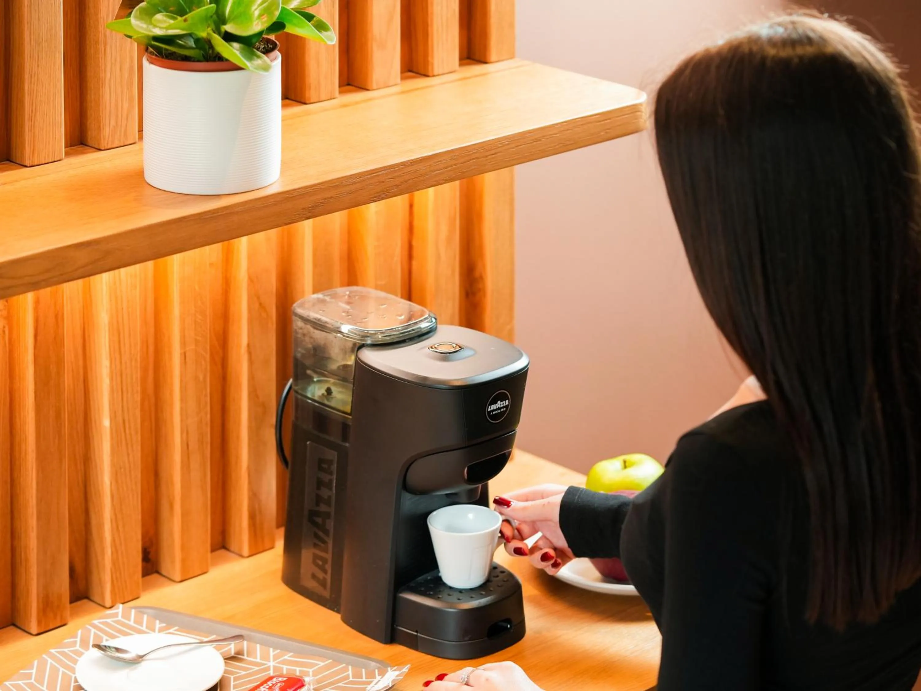 TV and multimedia in Hotel Arya by Mauro