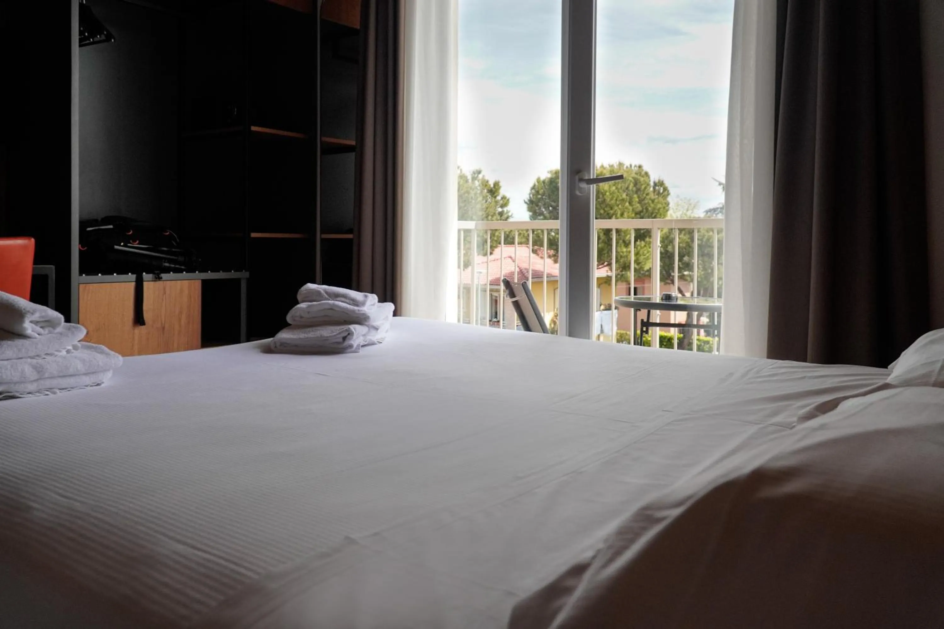 Bed in Hotel Arya by Mauro