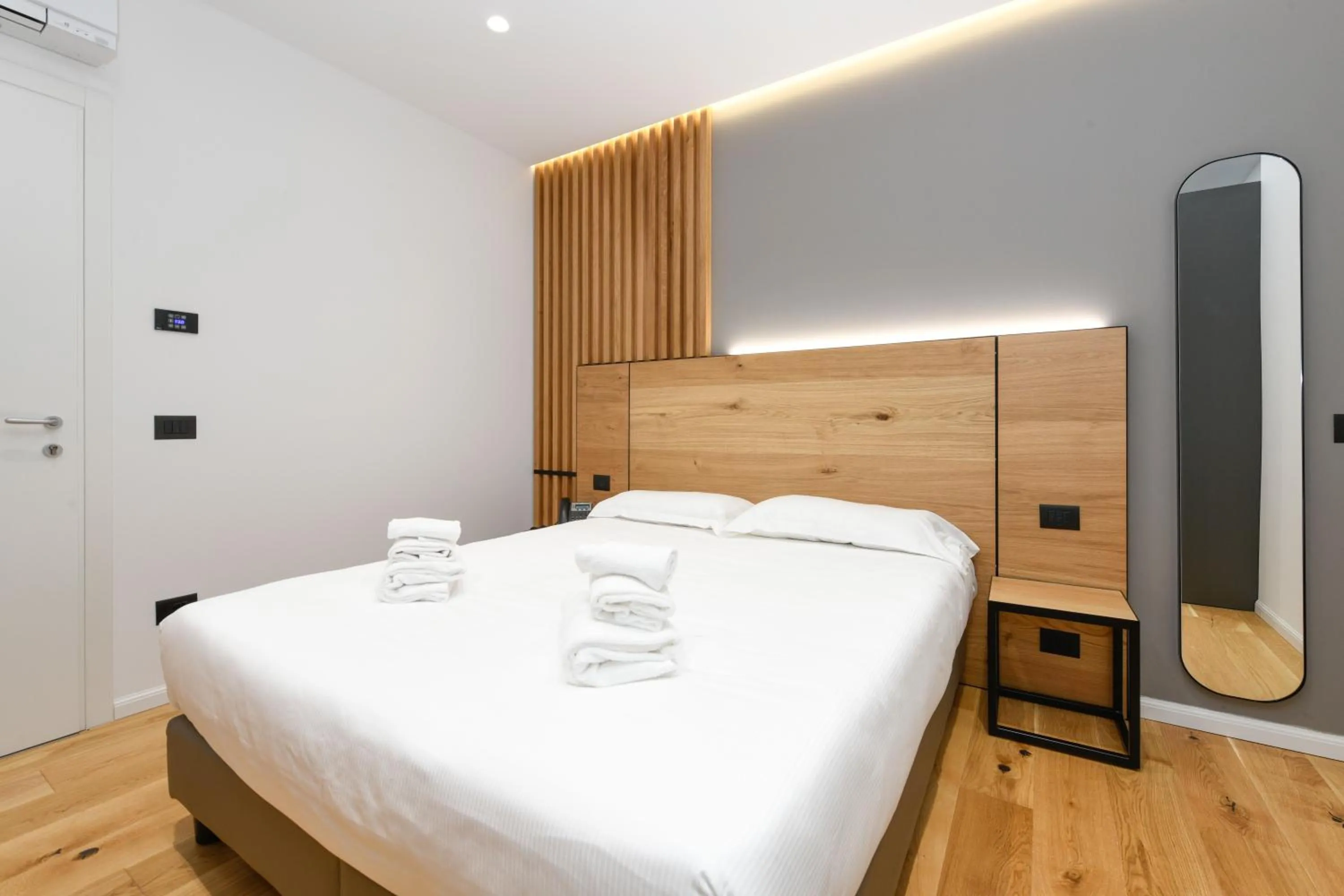 Bed in Hotel Arya by Mauro