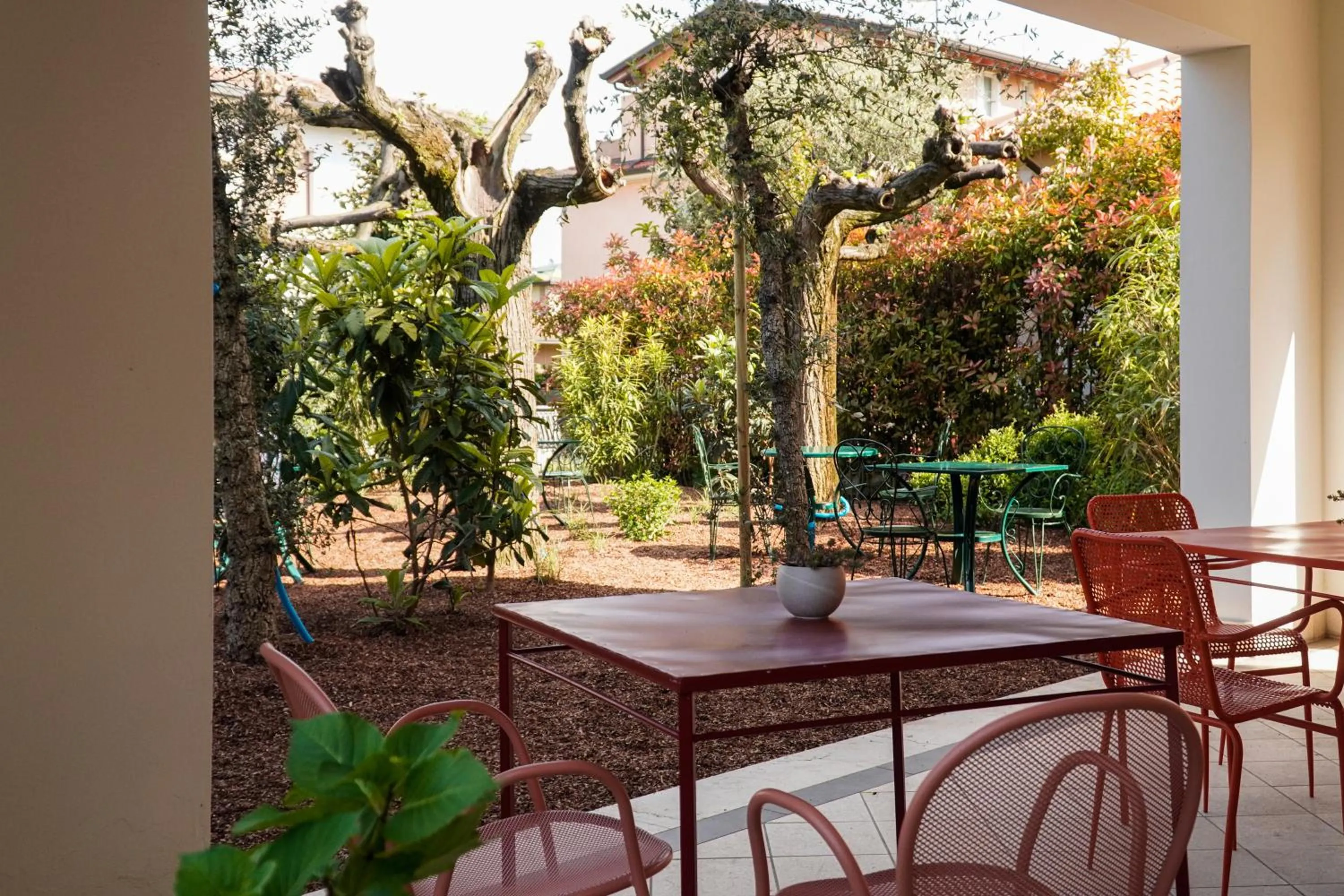 Spring in Hotel Arya by Mauro