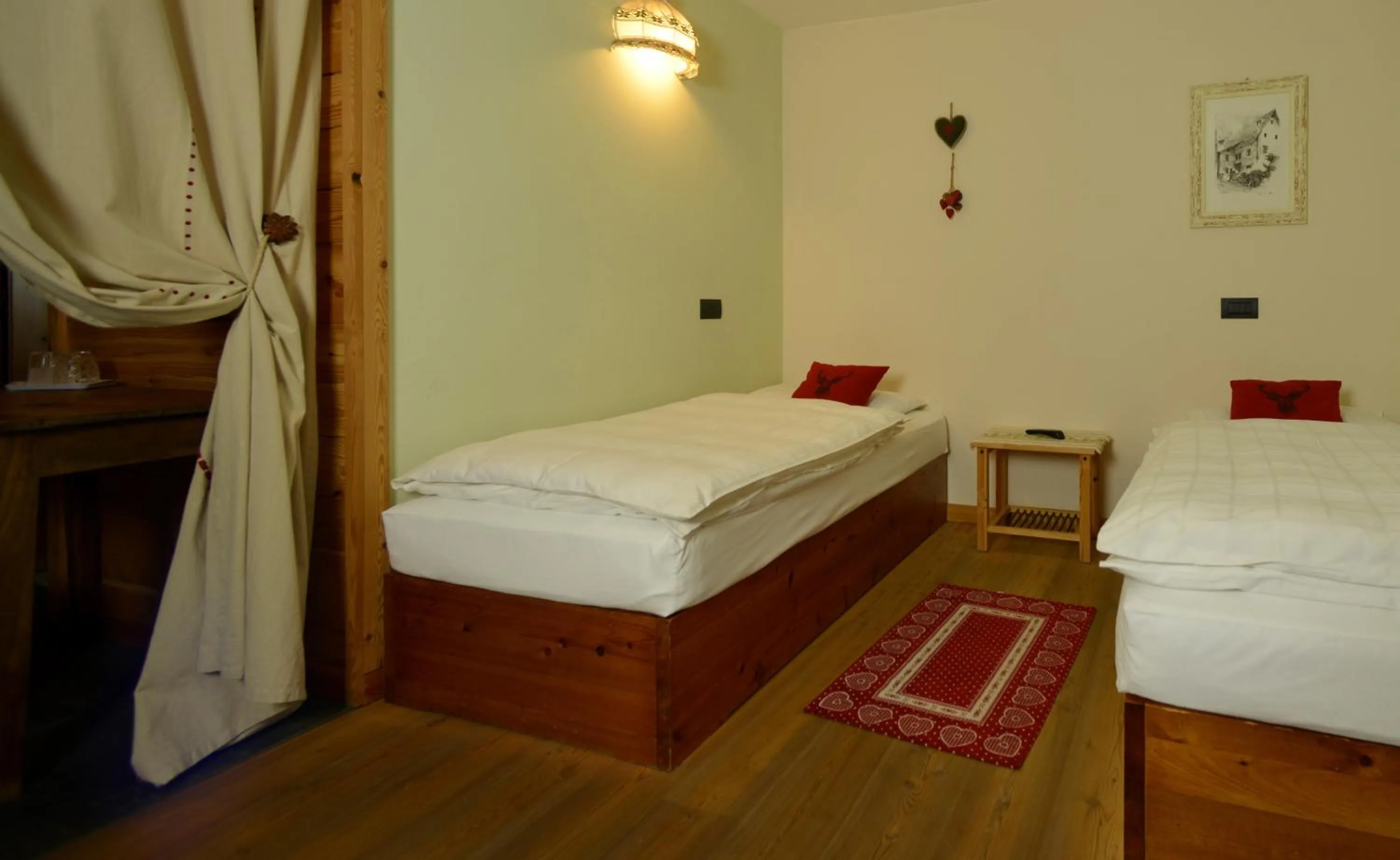 Albergo Alpenrose Ski&Bike Mountain Hotel