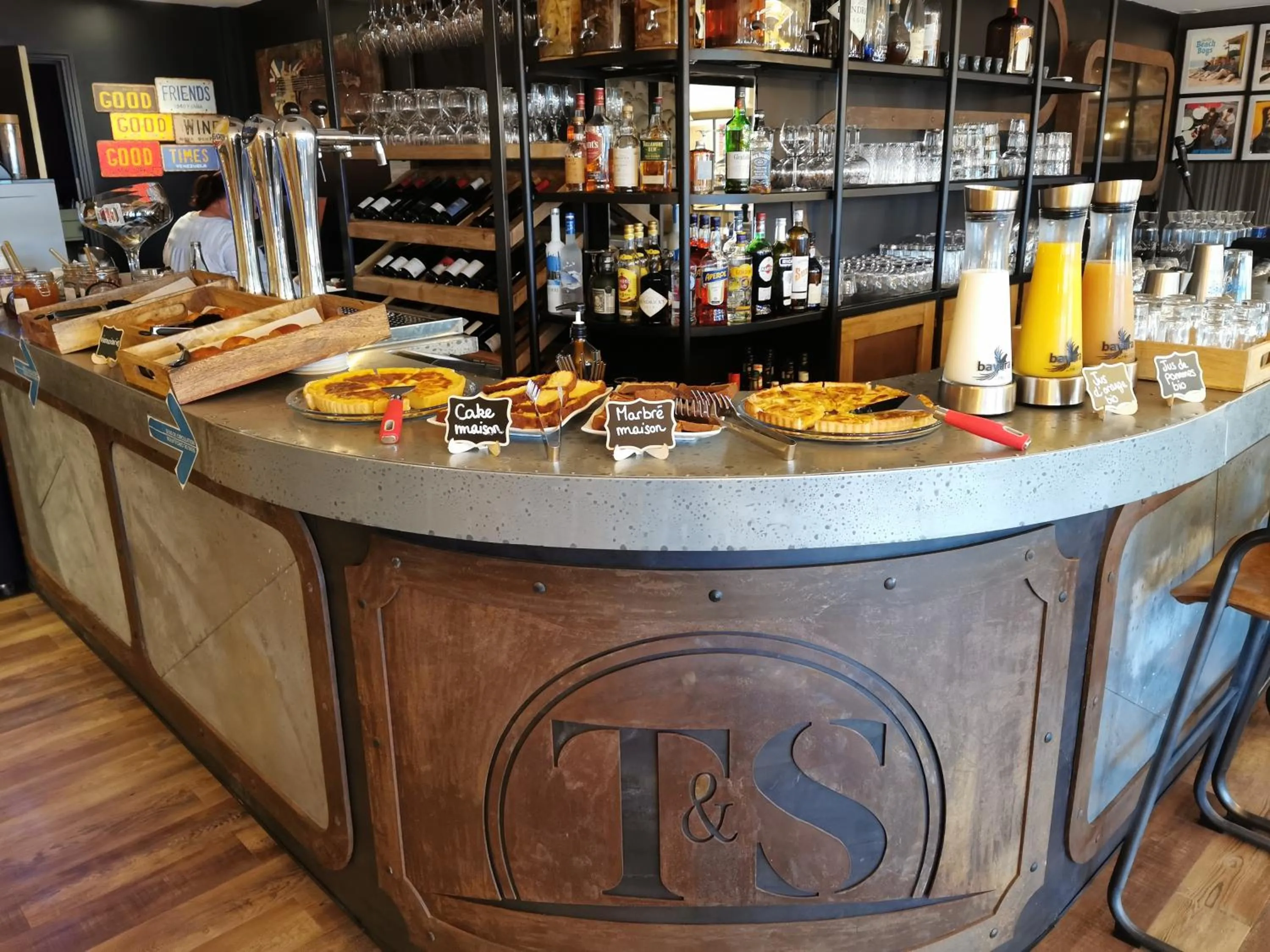 Breakfast in Les Terrasses de Saumur - Hôtel & Appartements - Restaurant & Spa (Logis)